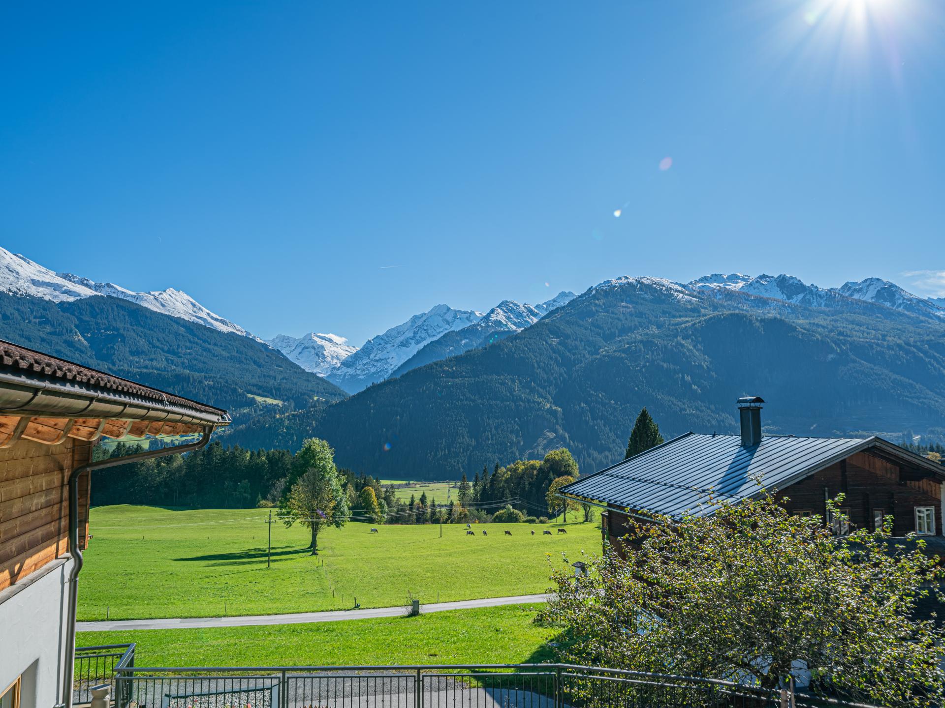 Centrum op 1,0 km: Ruim chalet voor 25 personen in Hollersbach im Pinzgau - foto 47