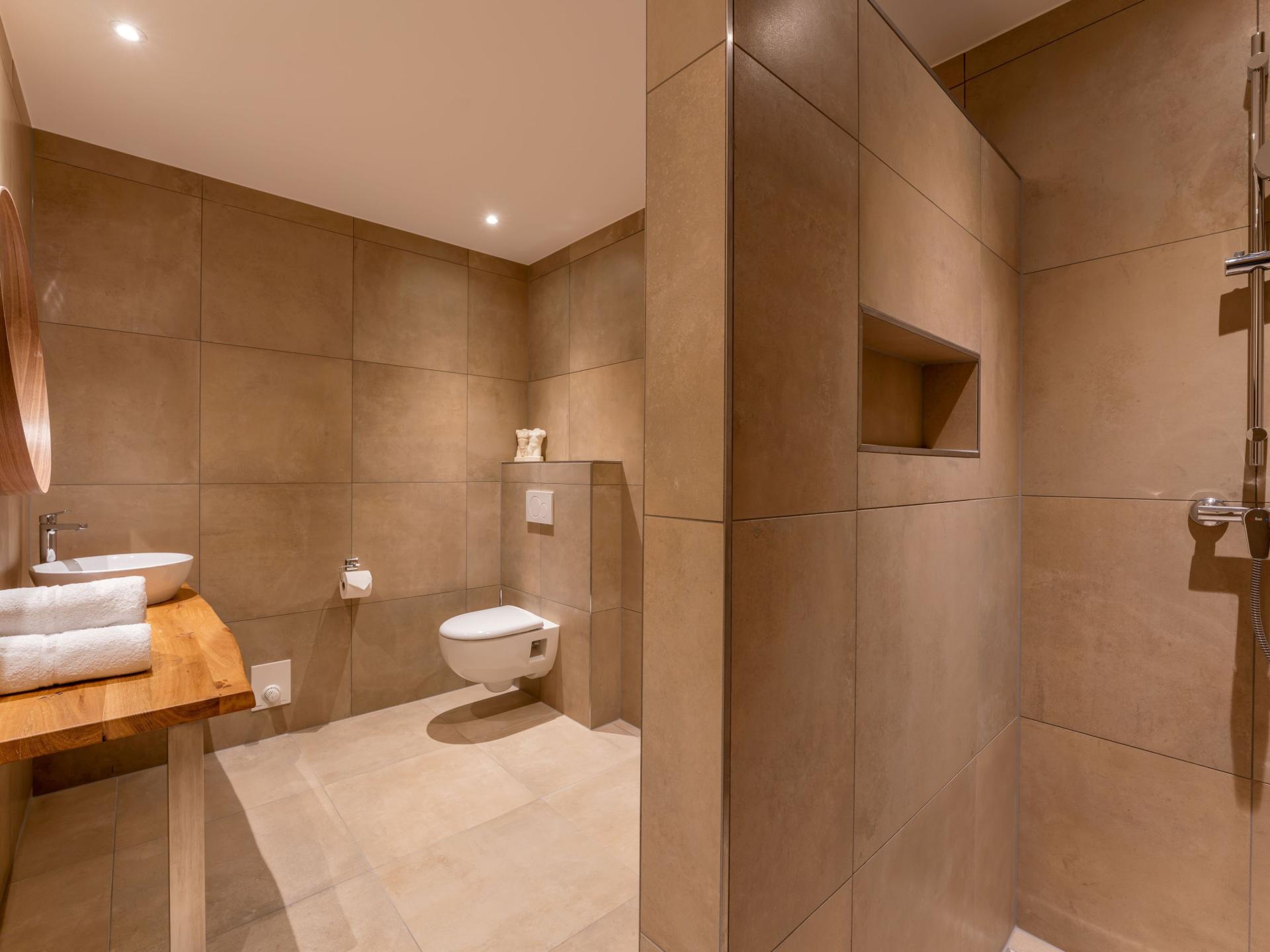 Stijlvol appartement aan de piste met panoramisch uitzicht in Maria Alm - foto 25
