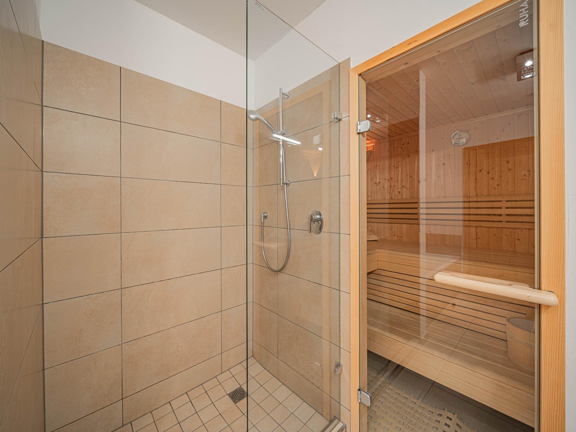 Piste-appartement met privésauna in Mittersill, 160m van de lift - foto 15