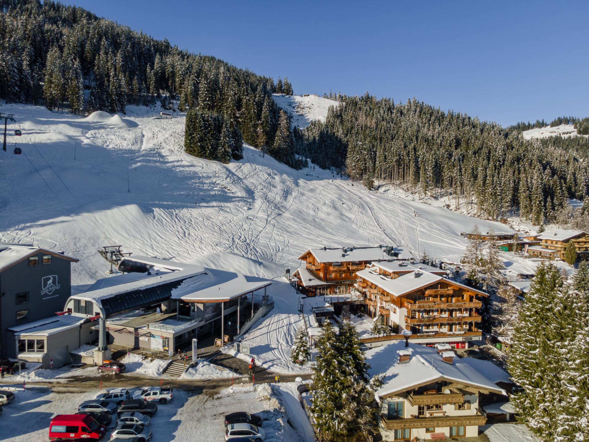 Piste-appartement met privésauna in Mittersill, 160m van de lift - foto 23