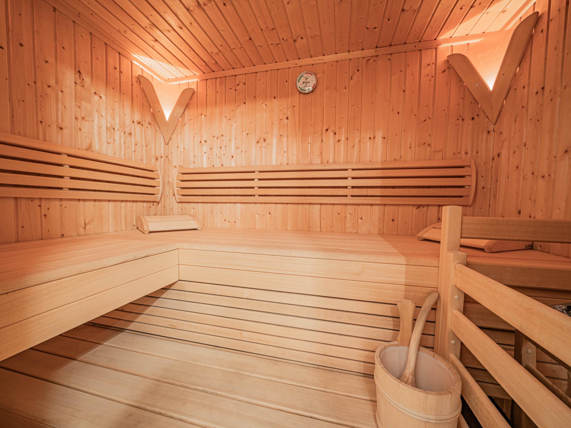 Piste-appartement met privésauna in Mittersill, 160m van de lift - foto 16