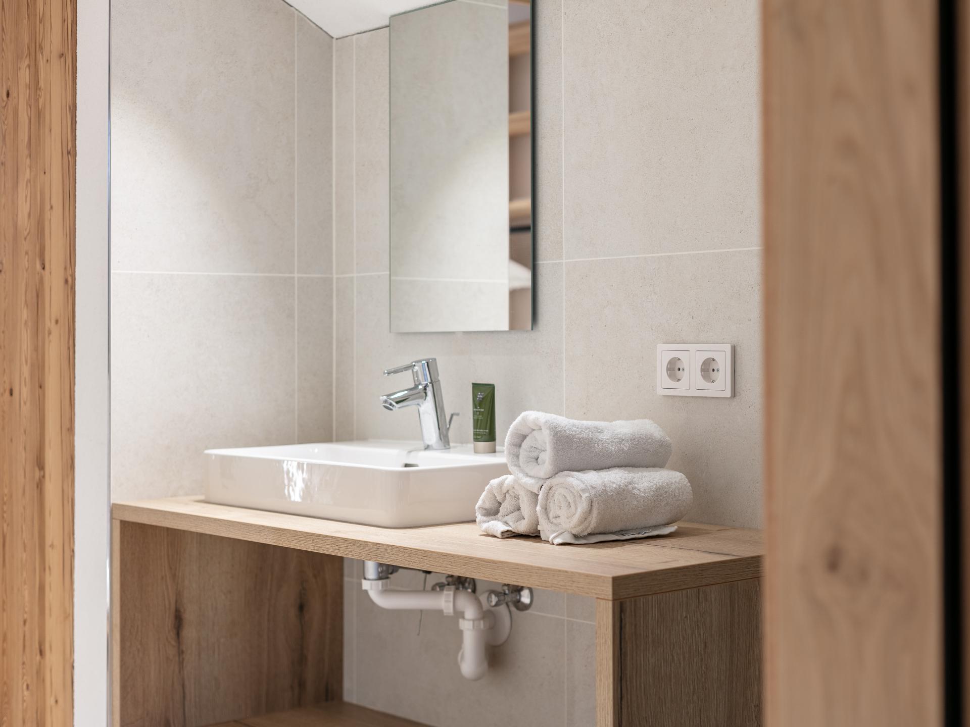 Luxe 10-persoons appartement in Pettneu am Arlberg, direct aan de piste - foto 27
