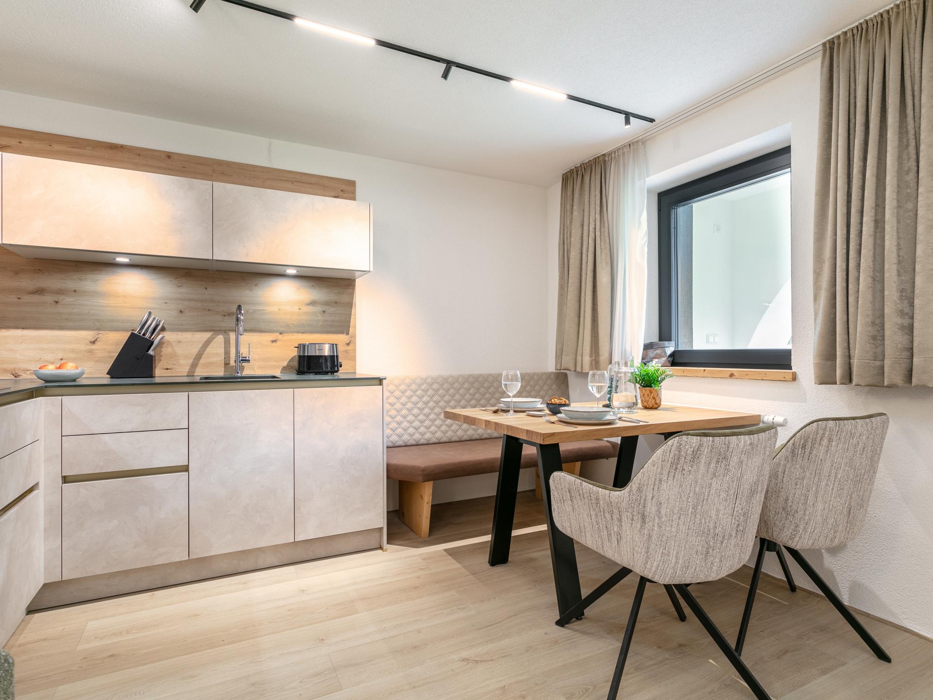 Luxe 10-persoons appartement in Pettneu am Arlberg, direct aan de piste - foto 74