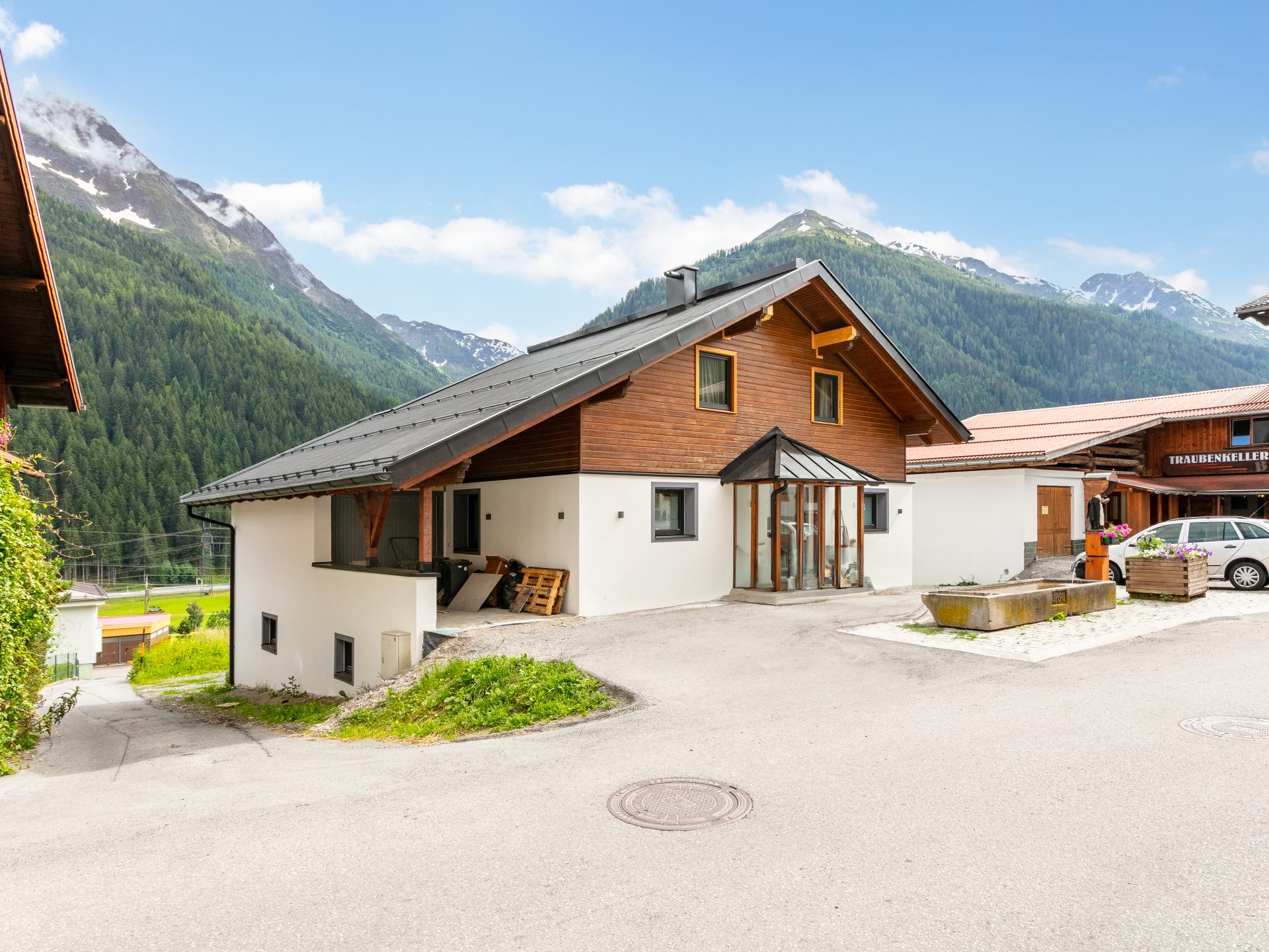 Luxe 10-persoons appartement in Pettneu am Arlberg, direct aan de piste - foto 33