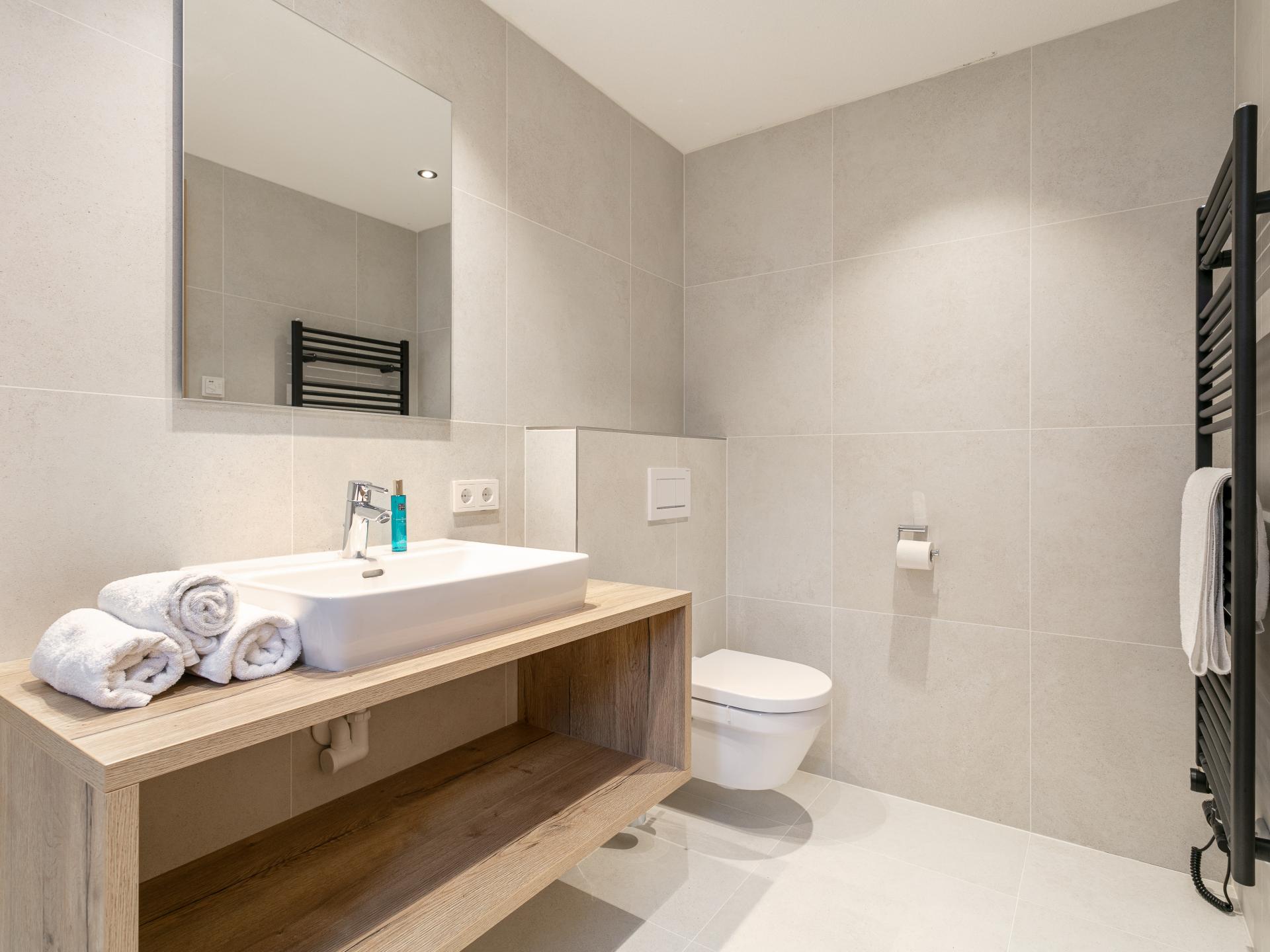 Luxe 10-persoons appartement in Pettneu am Arlberg, direct aan de piste - foto 82