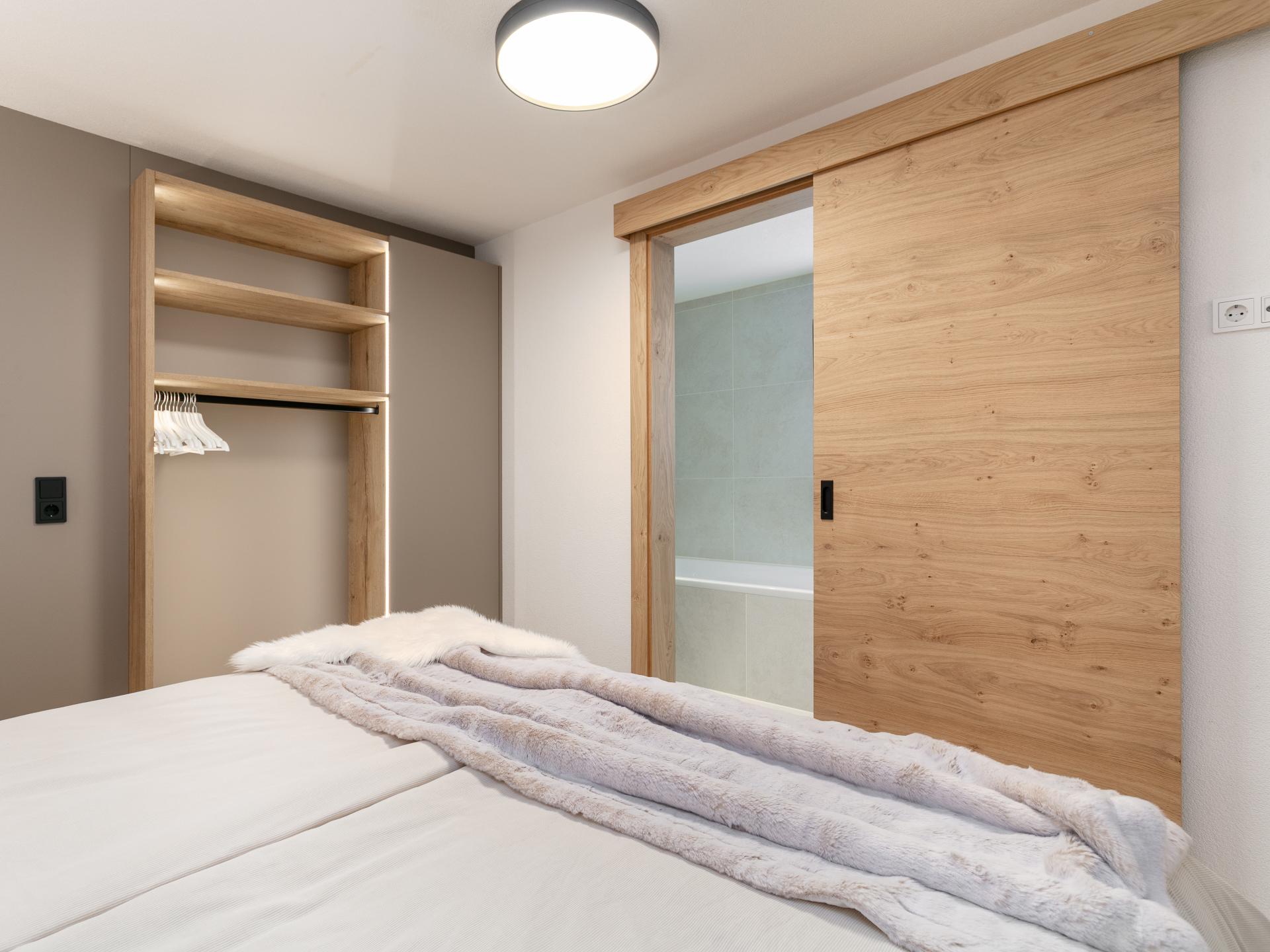 Luxe 10-persoons appartement in Pettneu am Arlberg, direct aan de piste - foto 57