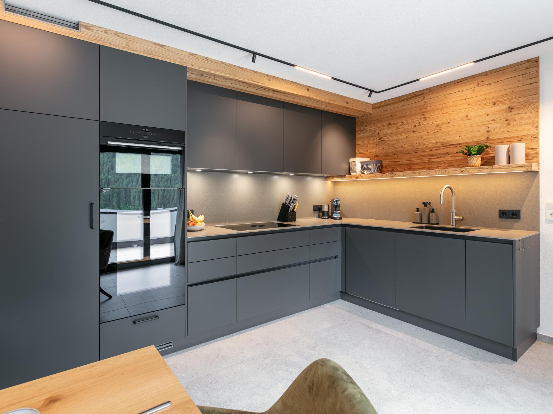 Luxe 10-persoons appartement in Pettneu am Arlberg, direct aan de piste - foto 3