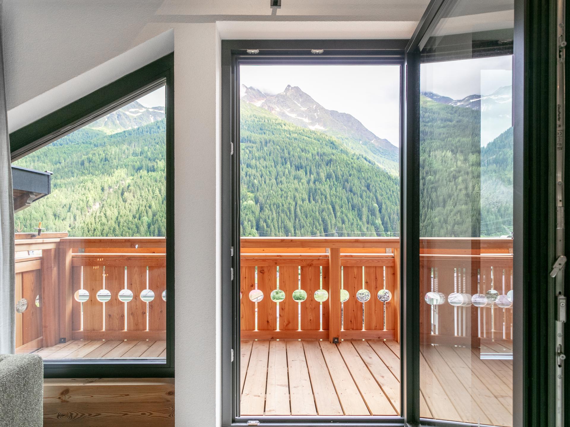 Luxe 10-persoons appartement in Pettneu am Arlberg, direct aan de piste - foto 11