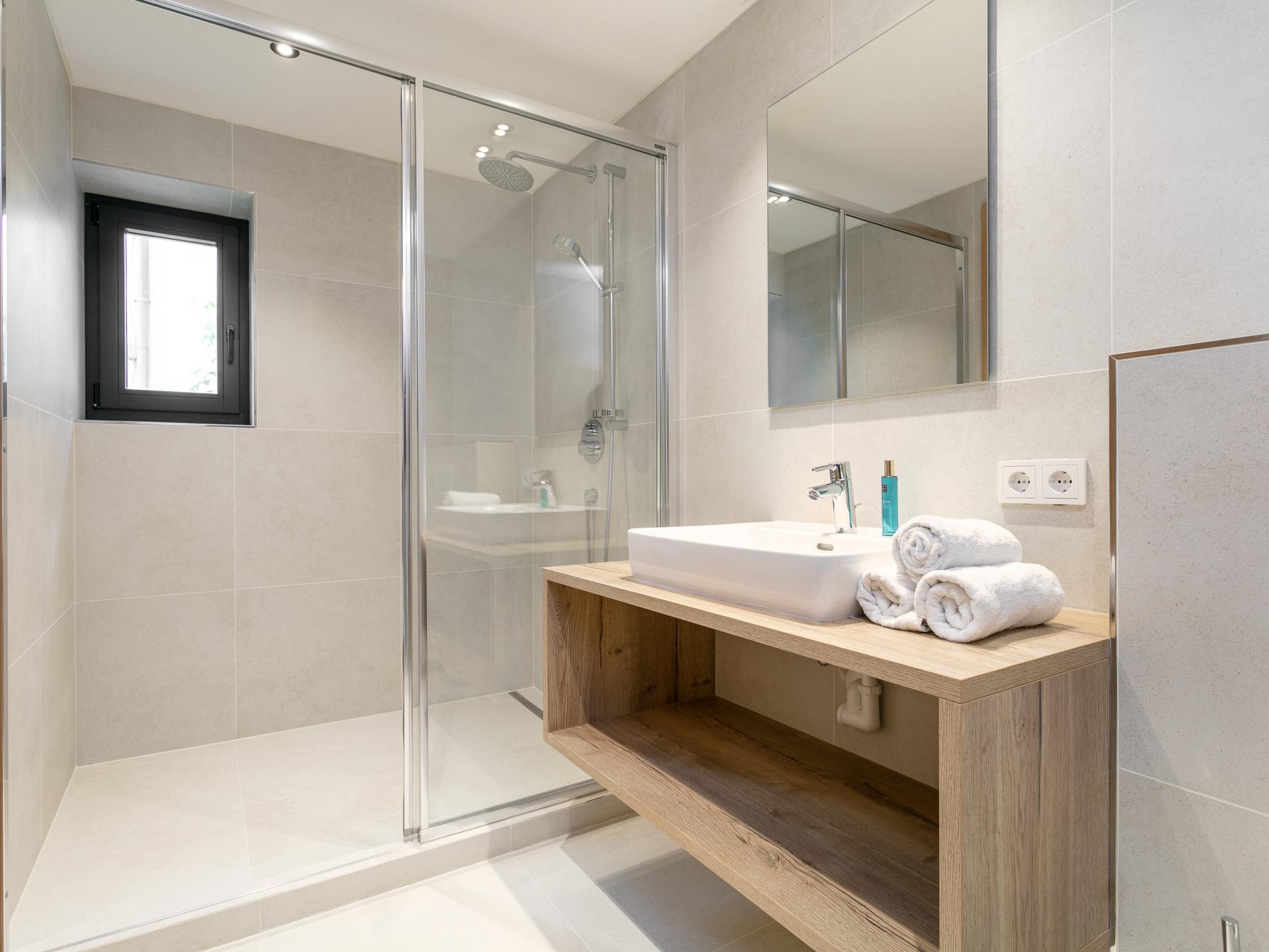 Luxe 10-persoons appartement in Pettneu am Arlberg, direct aan de piste - foto 81