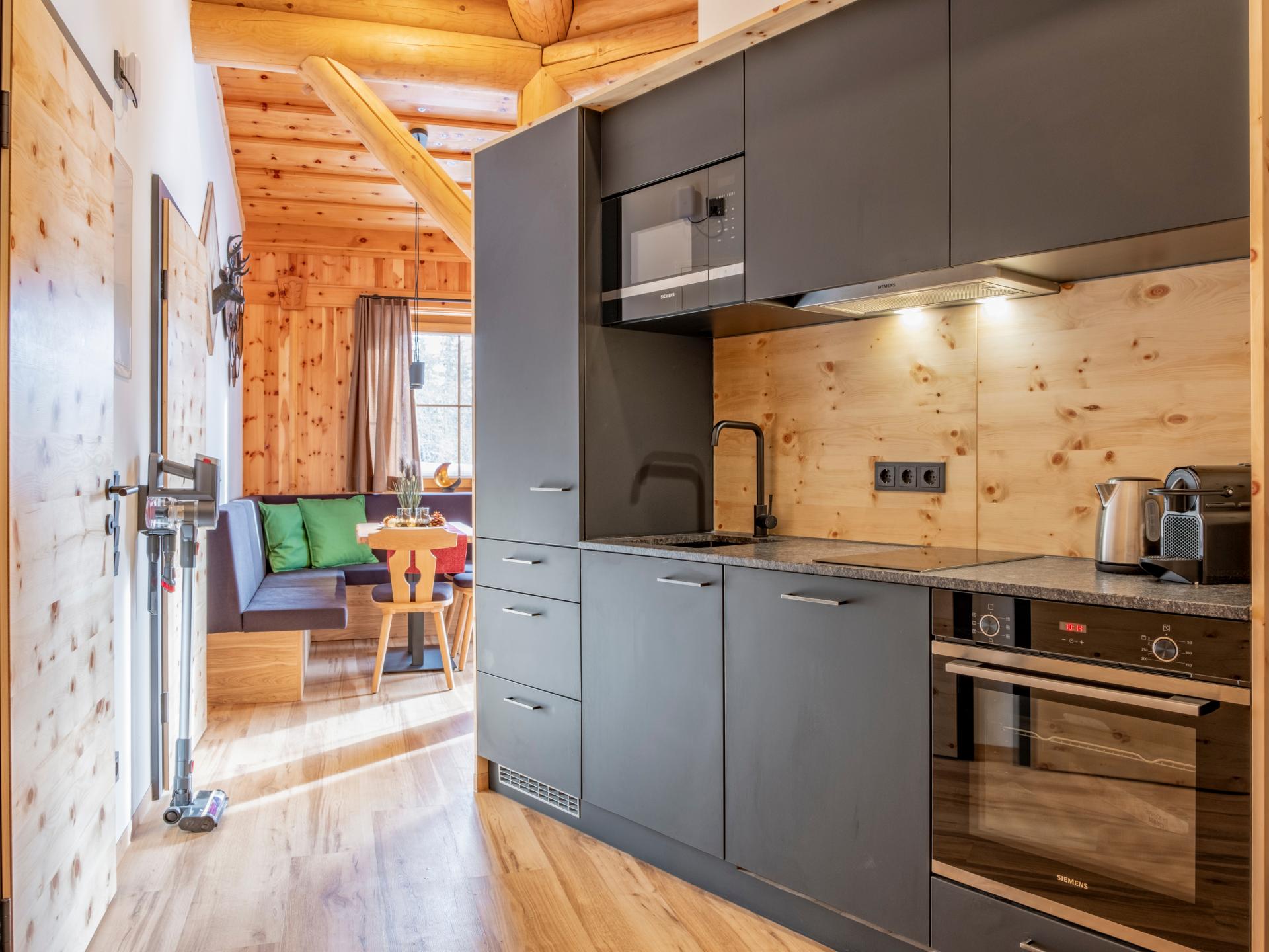 Exclusief appartement met sauna en hot tub, direct aan de piste in Weißpriach - foto 3