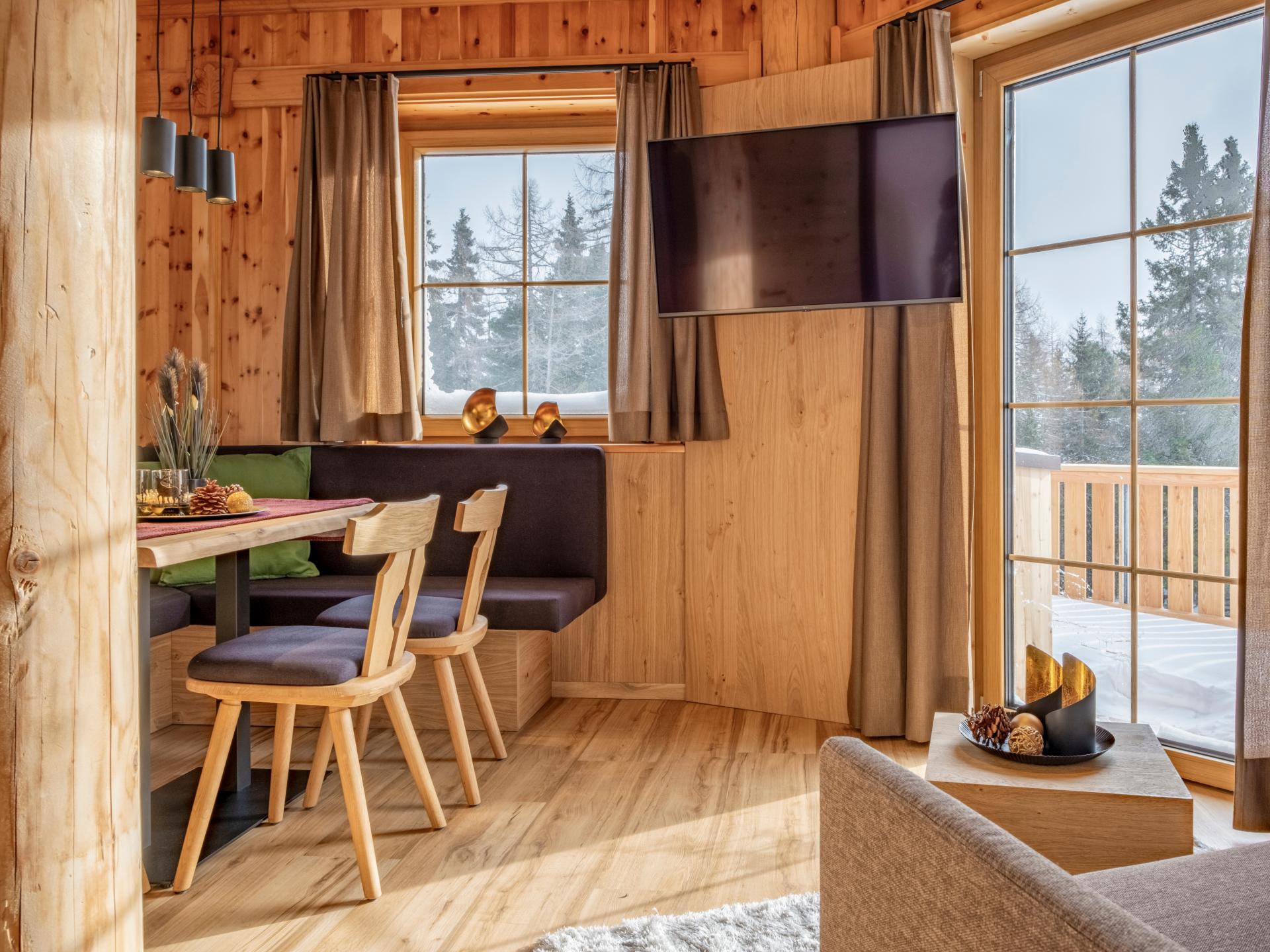 Exclusief appartement met sauna en hot tub, direct aan de piste in Weißpriach - foto 2