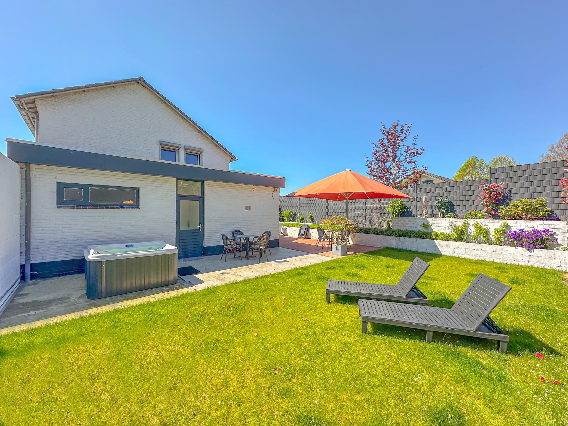 Modern vakantiehuis met tuin op steenworp afstand van Valkenburg - foto 27