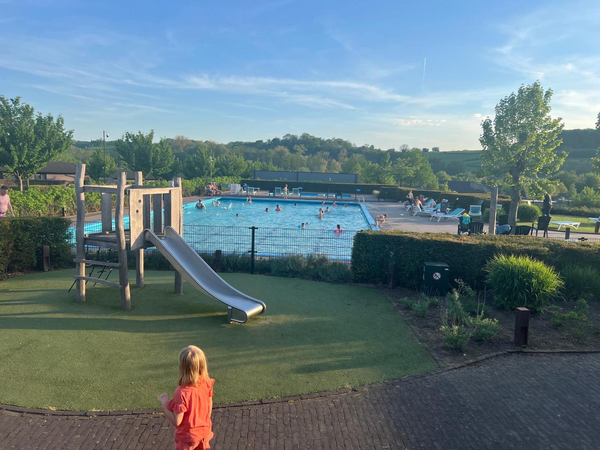 Modern vakantiehuis met tuin op steenworp afstand van Valkenburg - foto 33