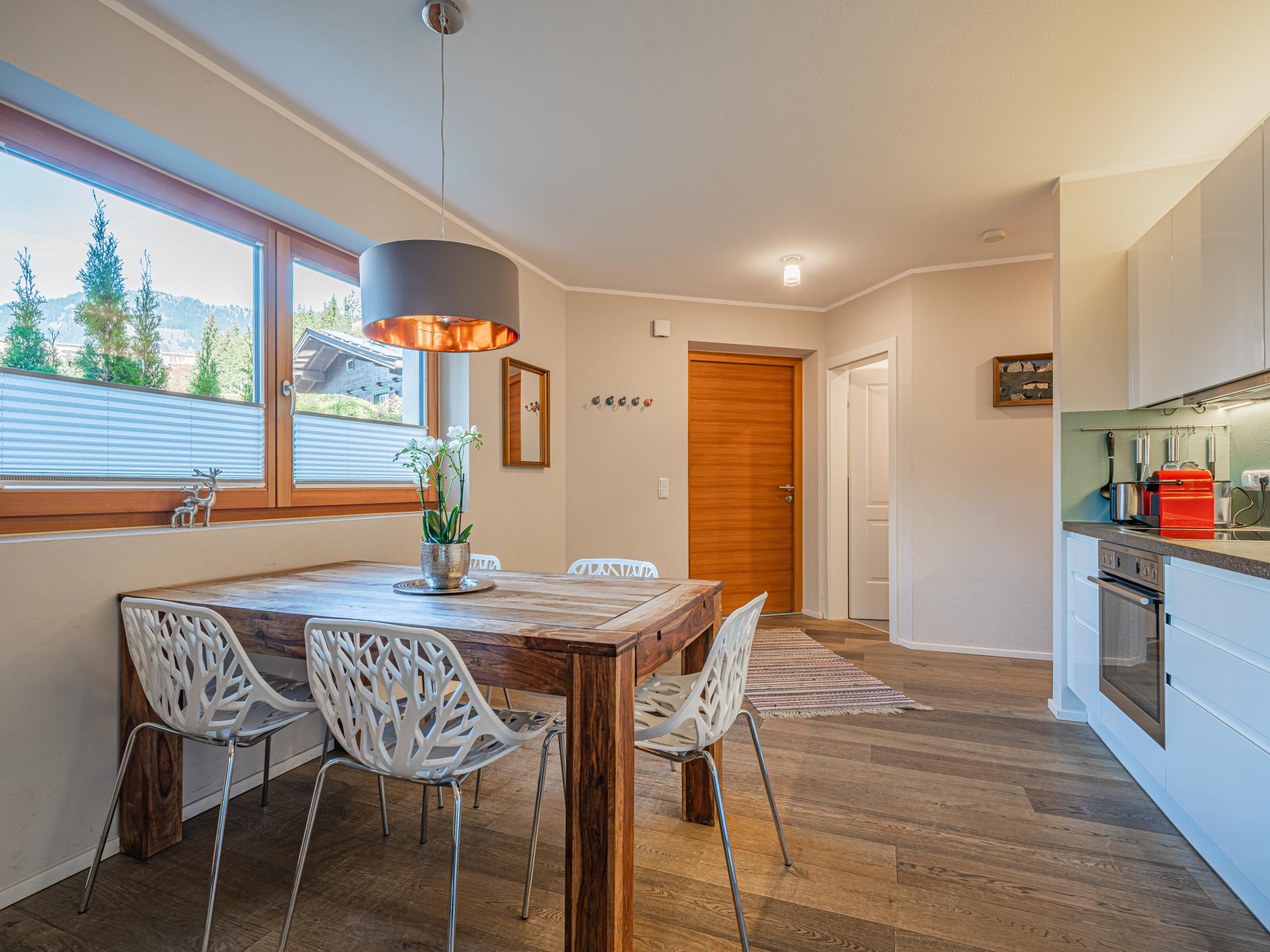 Appartement aan de piste in Kitzbühel met terras, tuin en ruimte voor 6 personen - foto 17