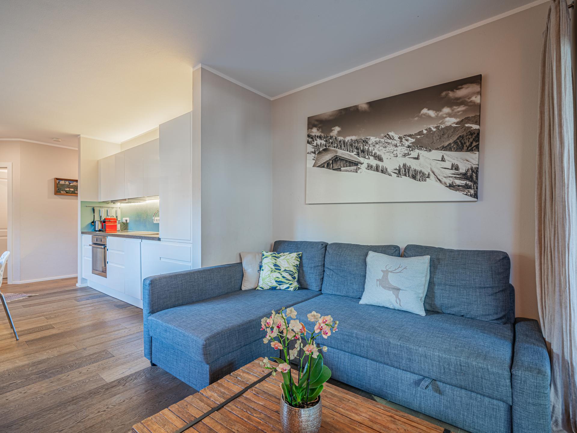 Appartement aan de piste in Kitzbühel met terras, tuin en ruimte voor 6 personen - foto 4