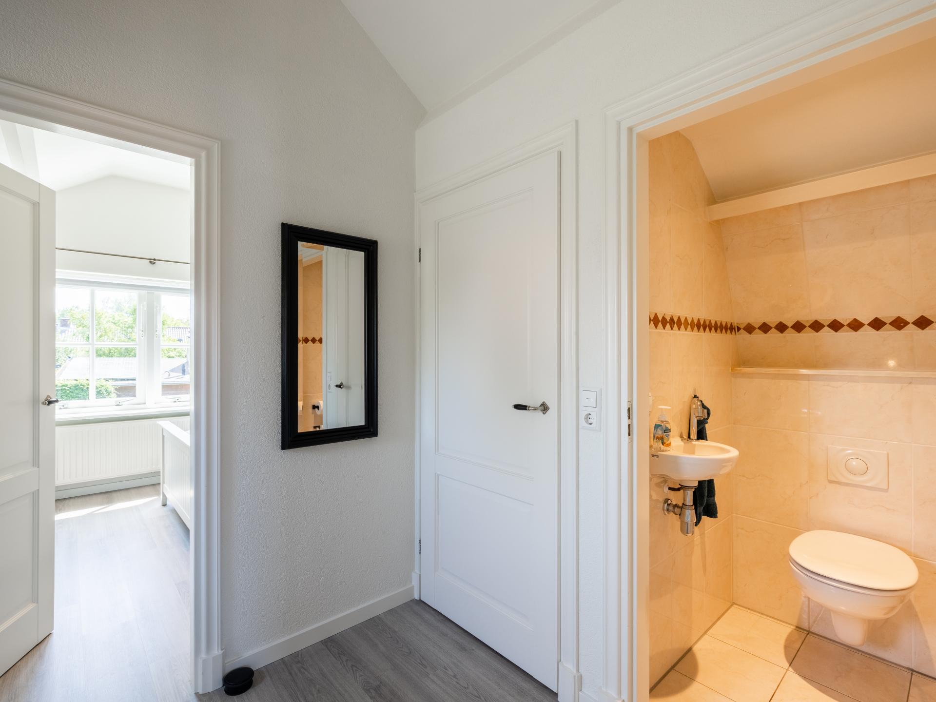 Vrijstaand vakantiehuis met tuin op 600m van het centrum van Bergen - foto 16