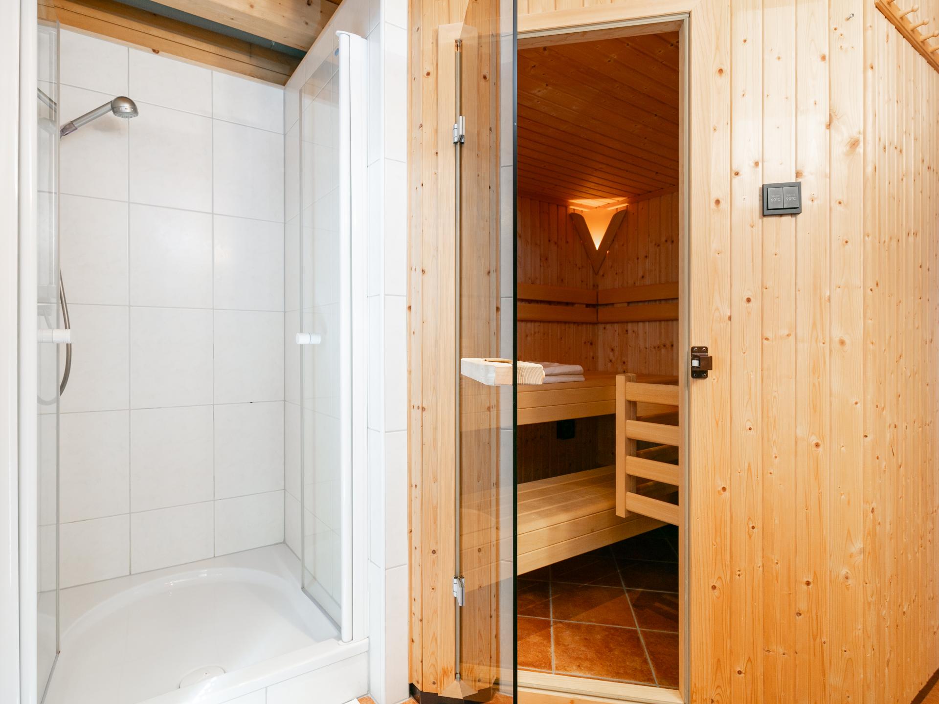 Vrijstaand chalet met sauna op 300m van de piste in Hippach - foto 30
