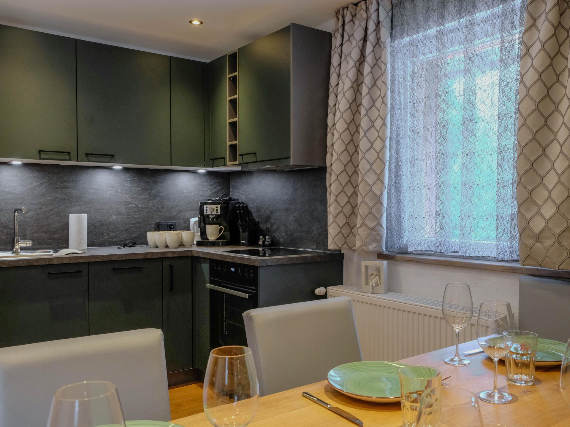 Ruim chalet voor 8 personen met balkon, 250m van de skilift - foto 2
