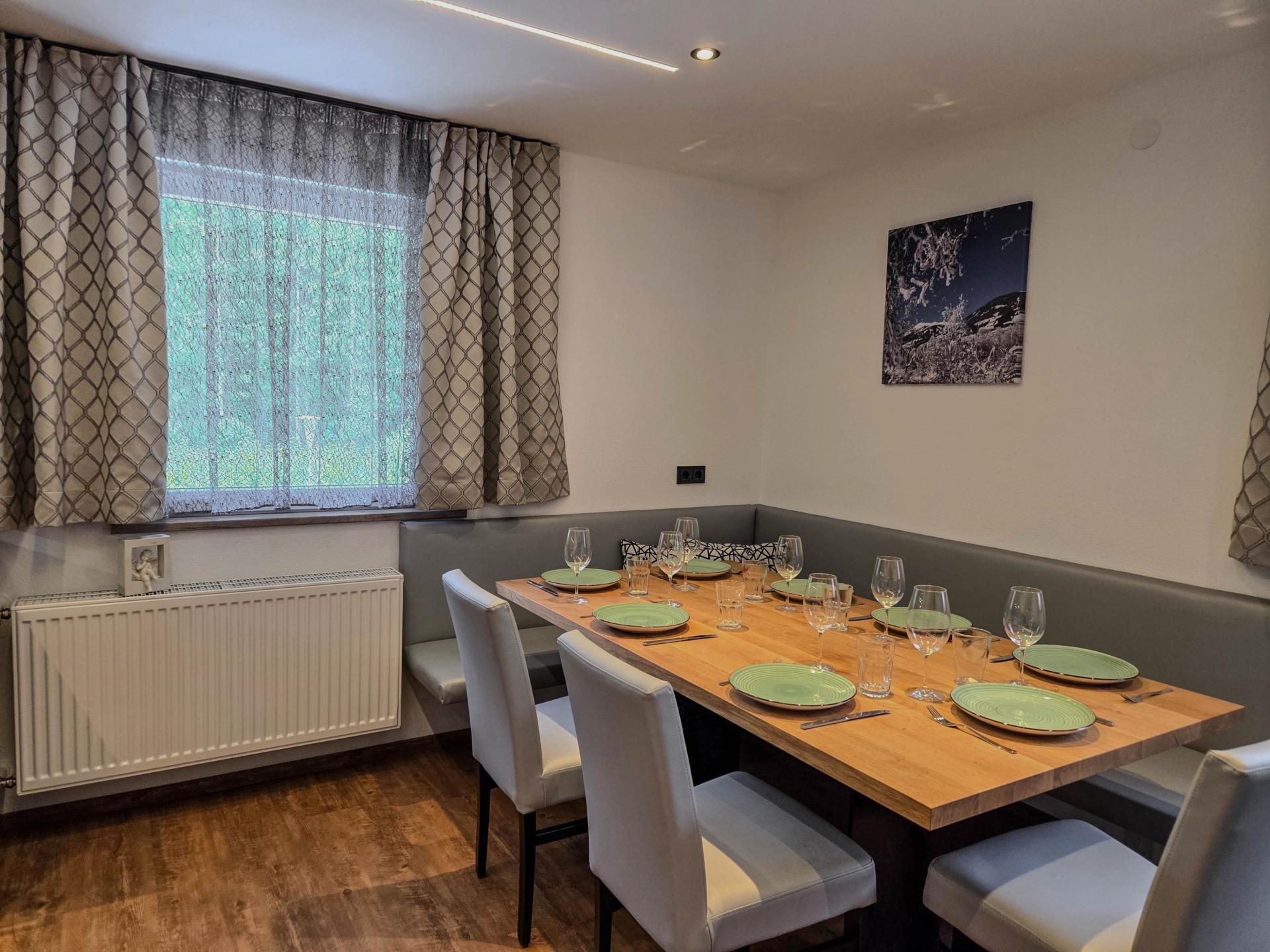 Ruim chalet voor 8 personen met balkon, 250m van de skilift - foto 4
