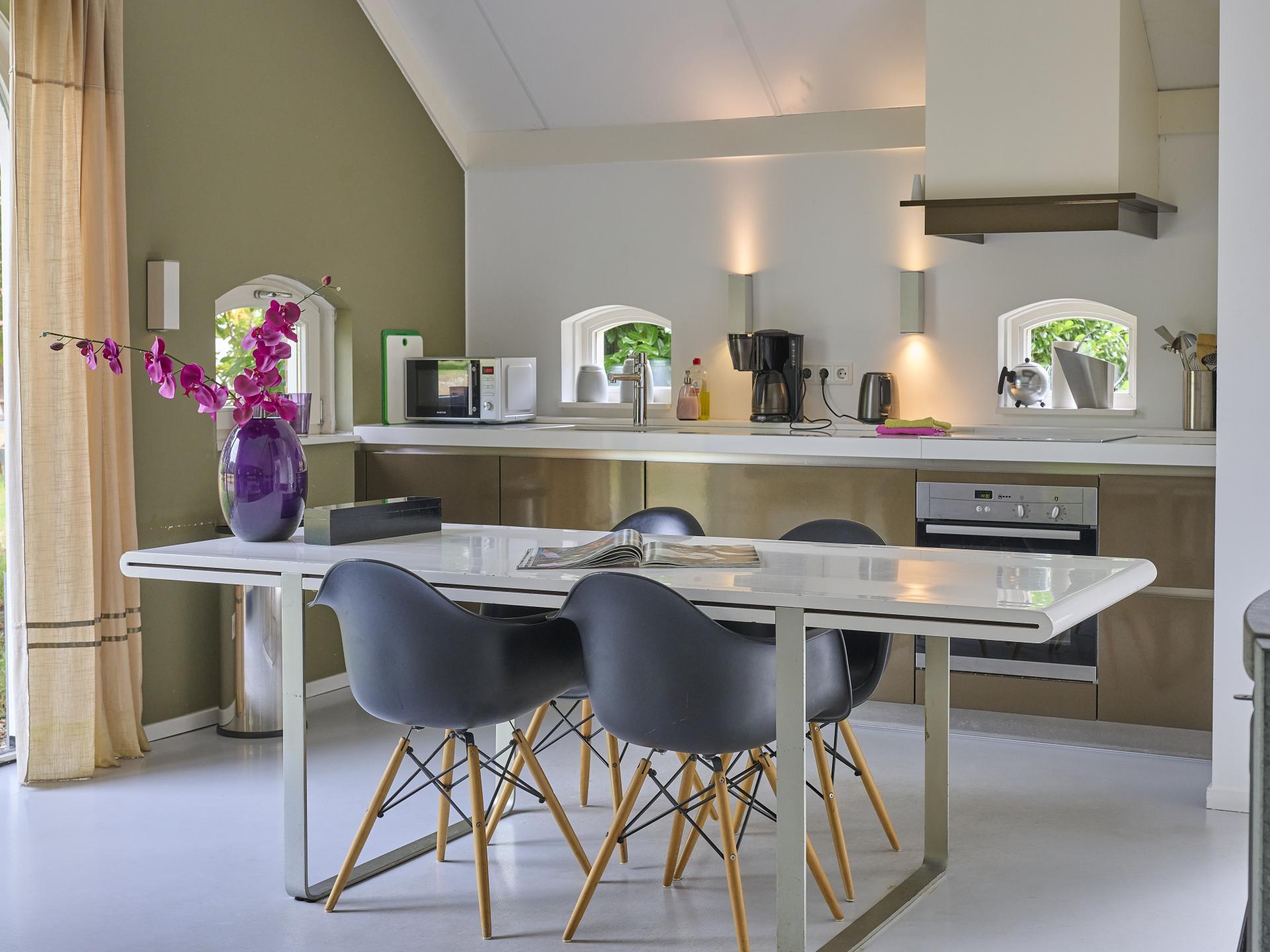 Design vakantiehuis met houtkachel op landgoed in bosrijk Twente - foto 8