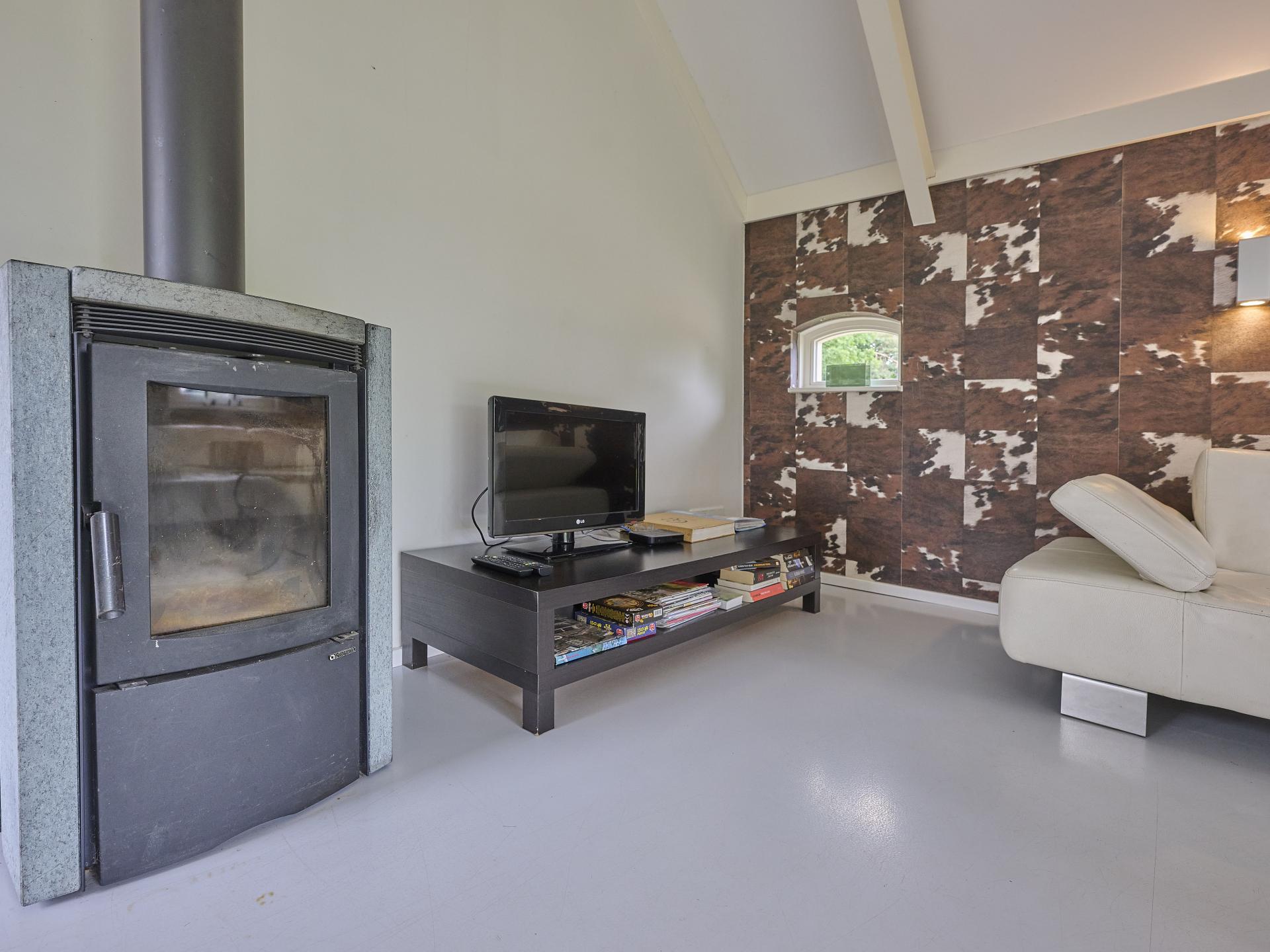 Design vakantiehuis met houtkachel op landgoed in bosrijk Twente - foto 12