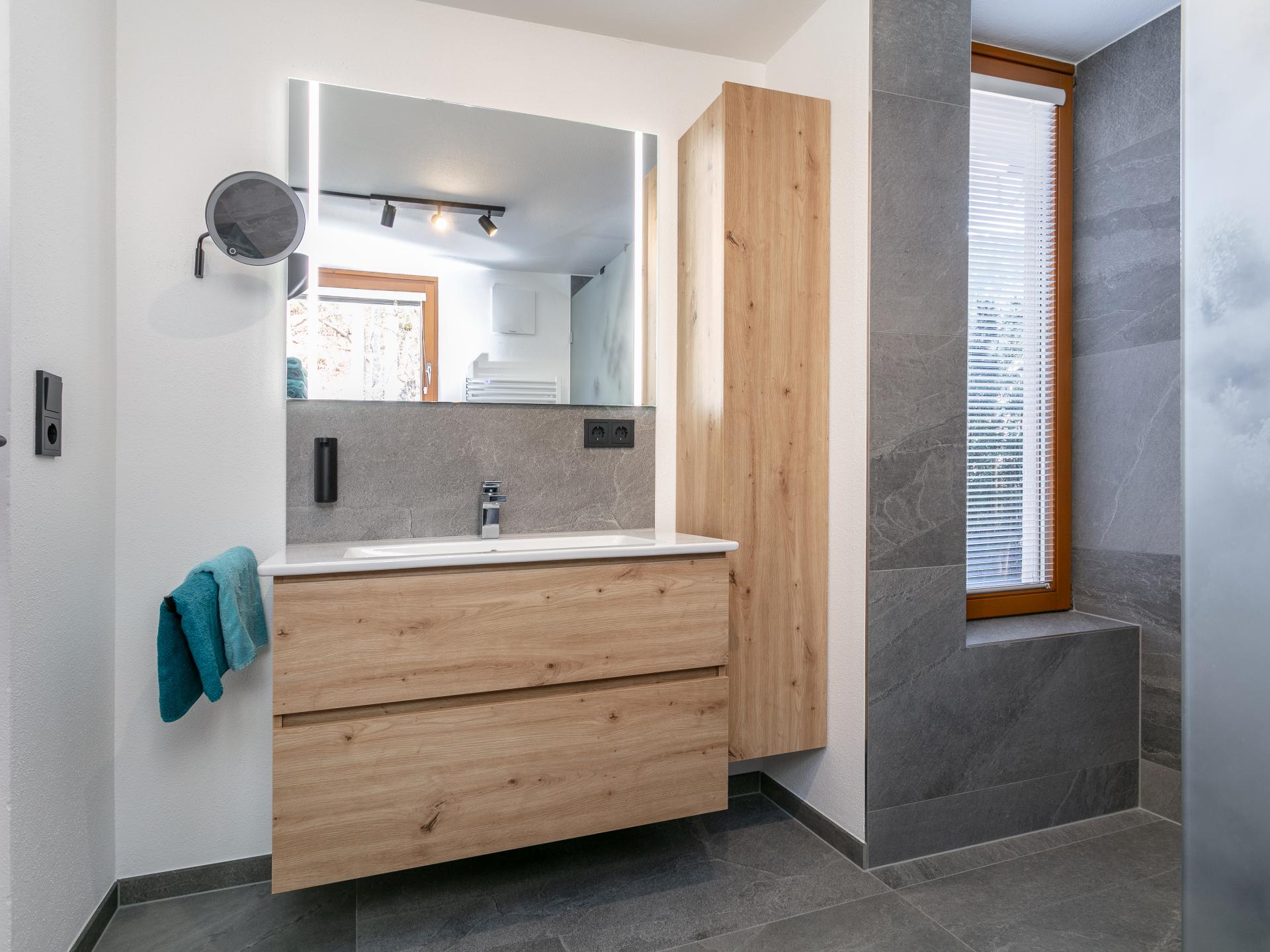 Aan de piste: Luxe vrijstaand chalet in Hopfgarten im Brixental - foto 20