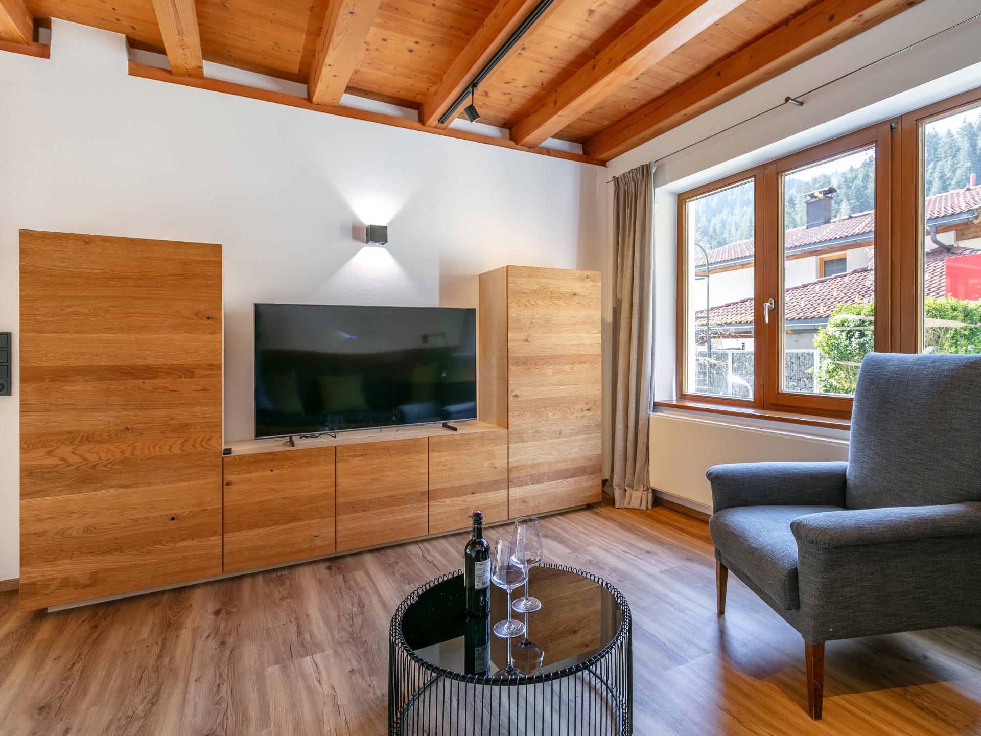 Aan de piste: Luxe vrijstaand chalet in Hopfgarten im Brixental - foto 13