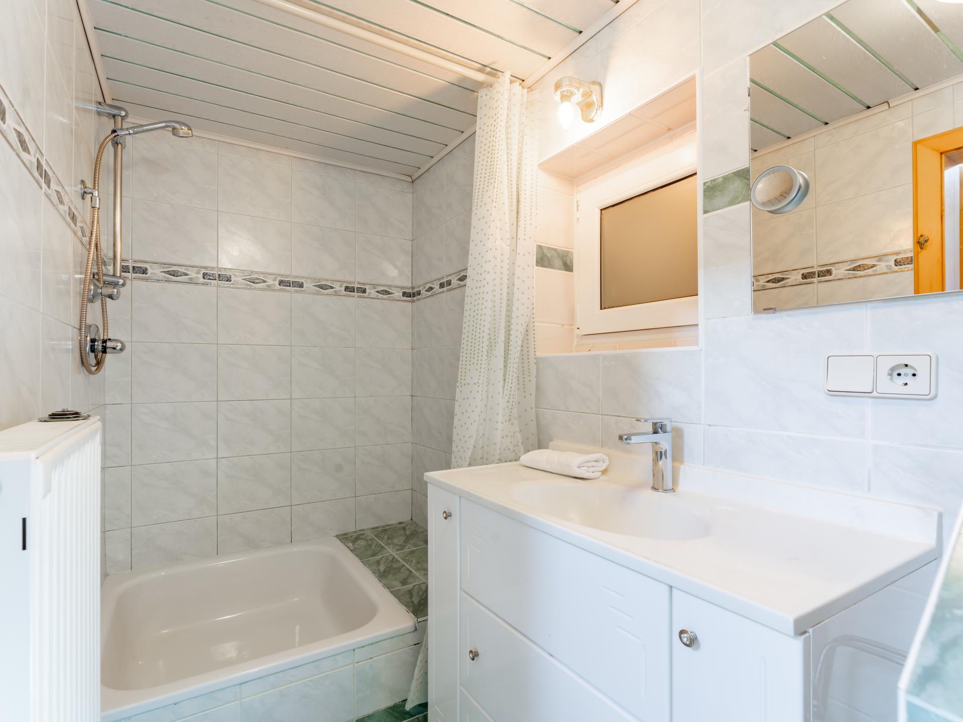 Vrijstaand vakantiehuis in centrum Mariapfarr vlak bij de piste - foto 20