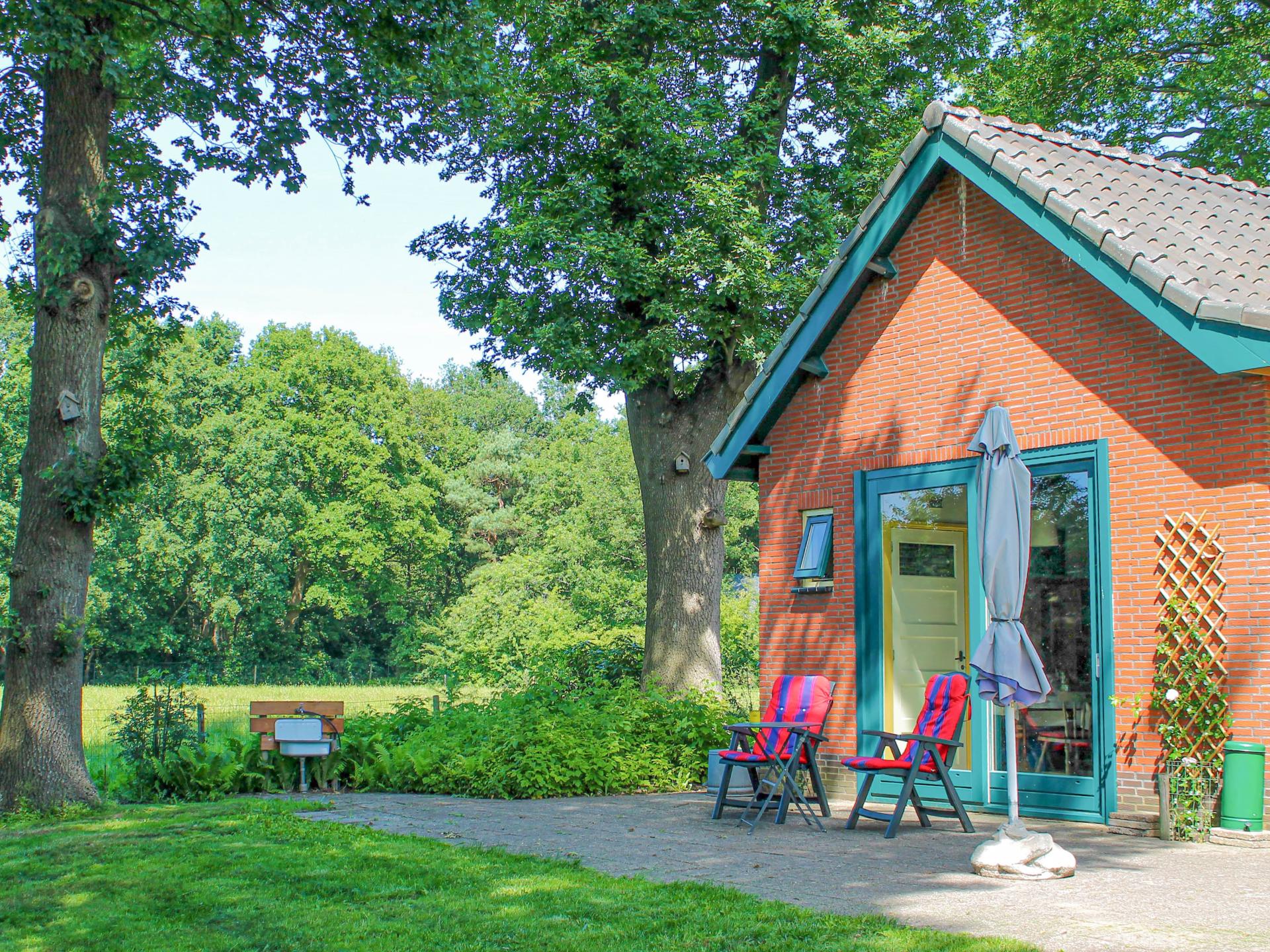 Vrijstaand huisje met omheinde tuin in landelijke omgeving bij Schijf - foto 3