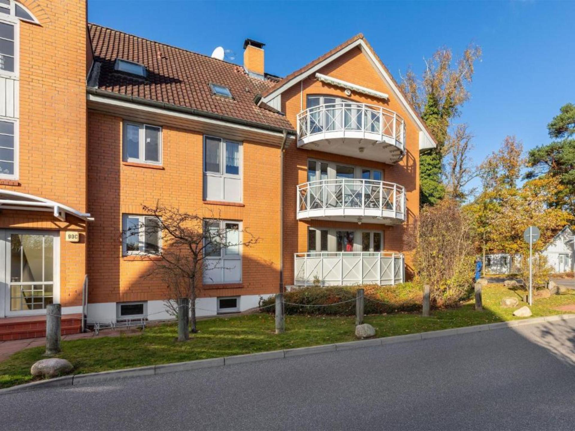 Op 300 m van zee: Licht appartement in centrum Boltenhagen - foto 18