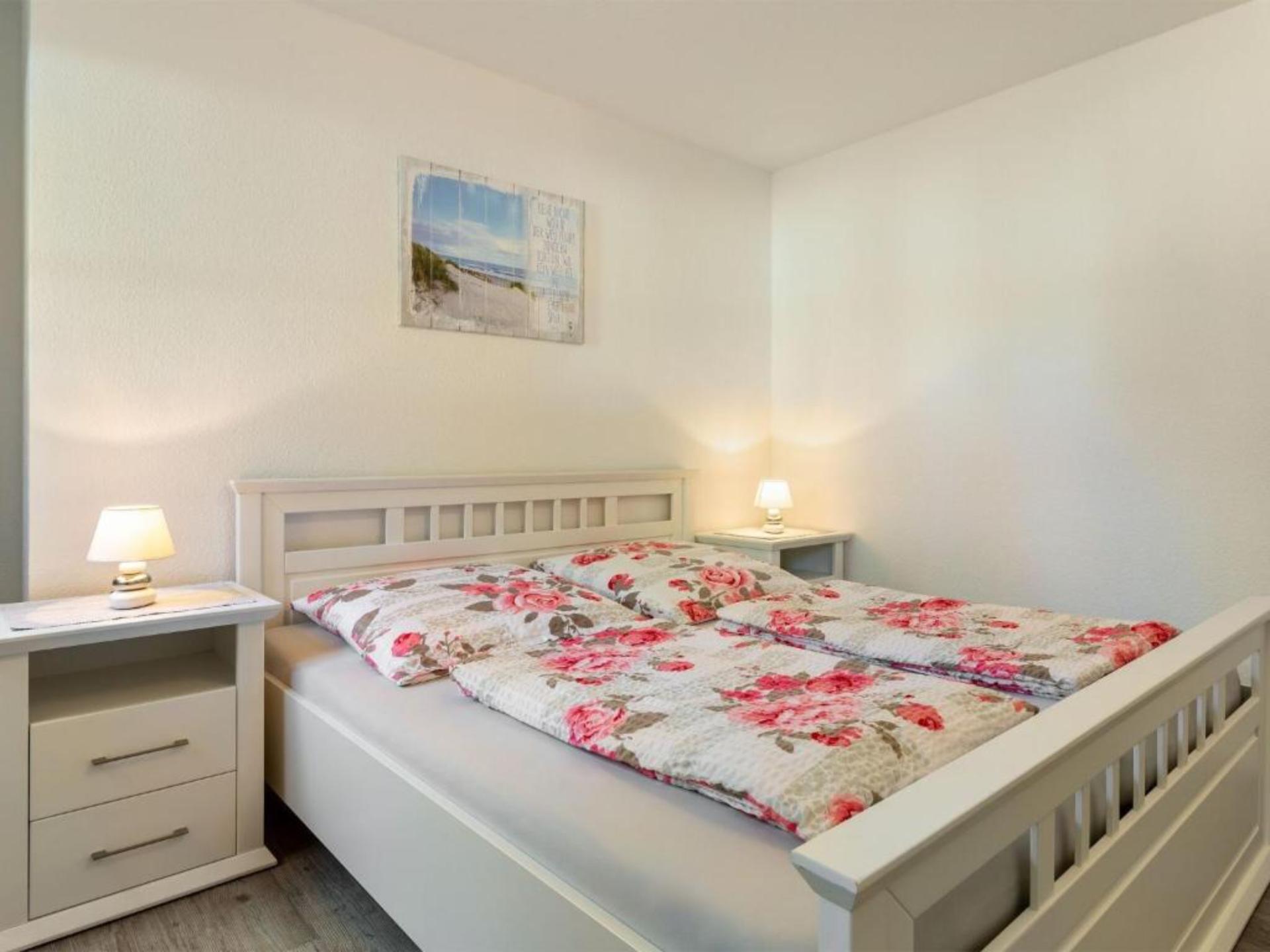 Op 300 m van zee: Licht appartement in centrum Boltenhagen - foto 11