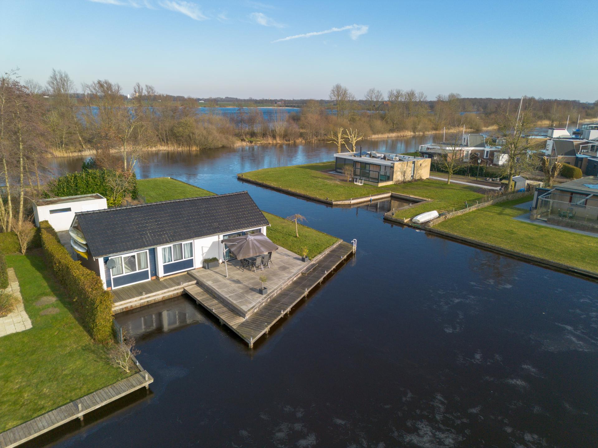 Wellness vakantiehuis aan het water in Boornzwaag voor 8 personen - foto 31
