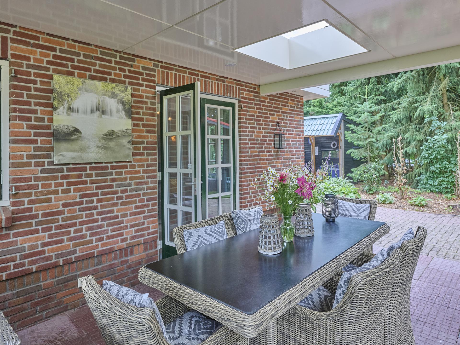 Vrijstaand vakantiehuis met bubbelbad en buitenhaard in Twente - foto 23