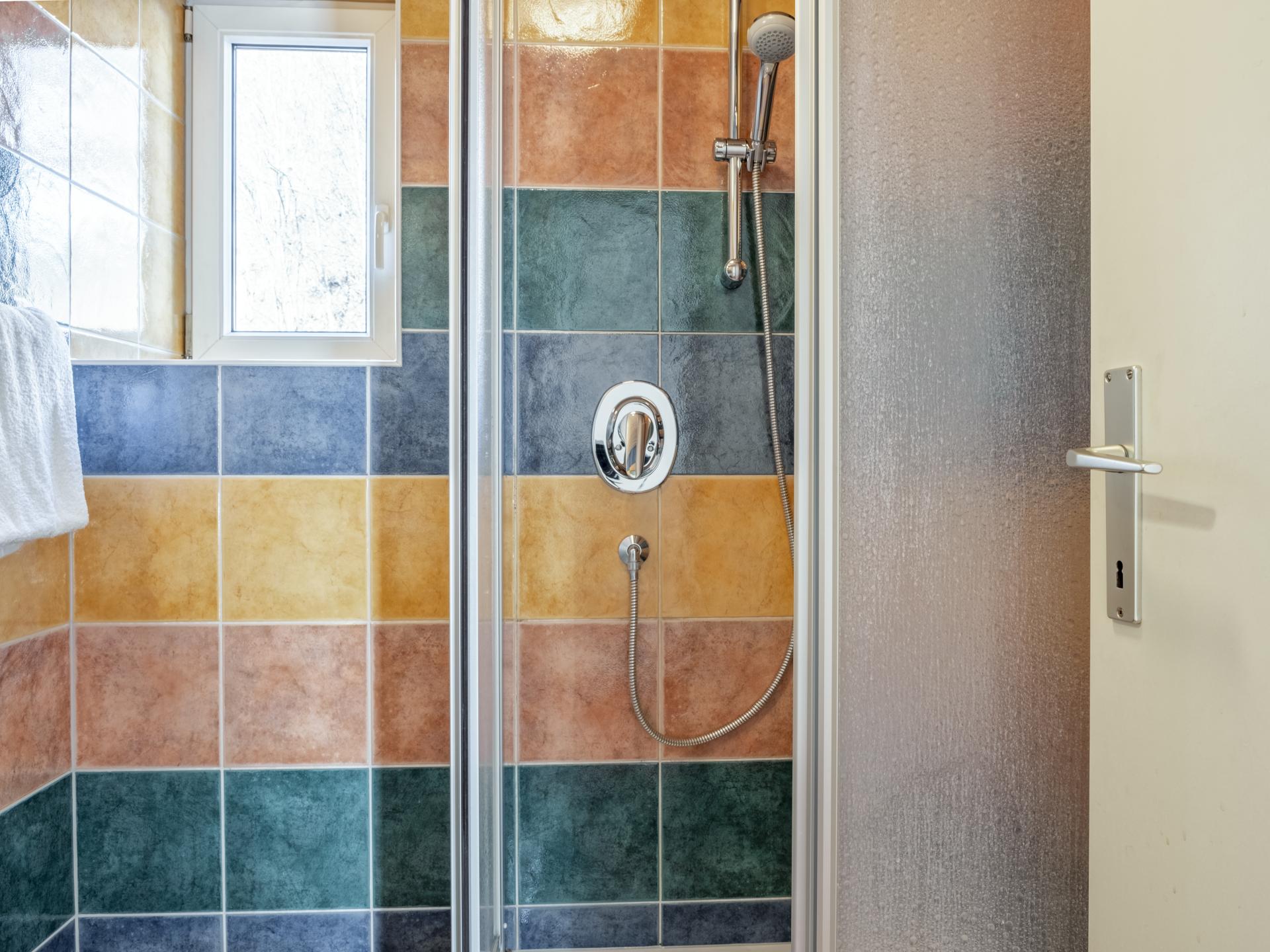 Aan de piste: Ruim appartement in centrum Fieberbrunn voor 11 personen - foto 19
