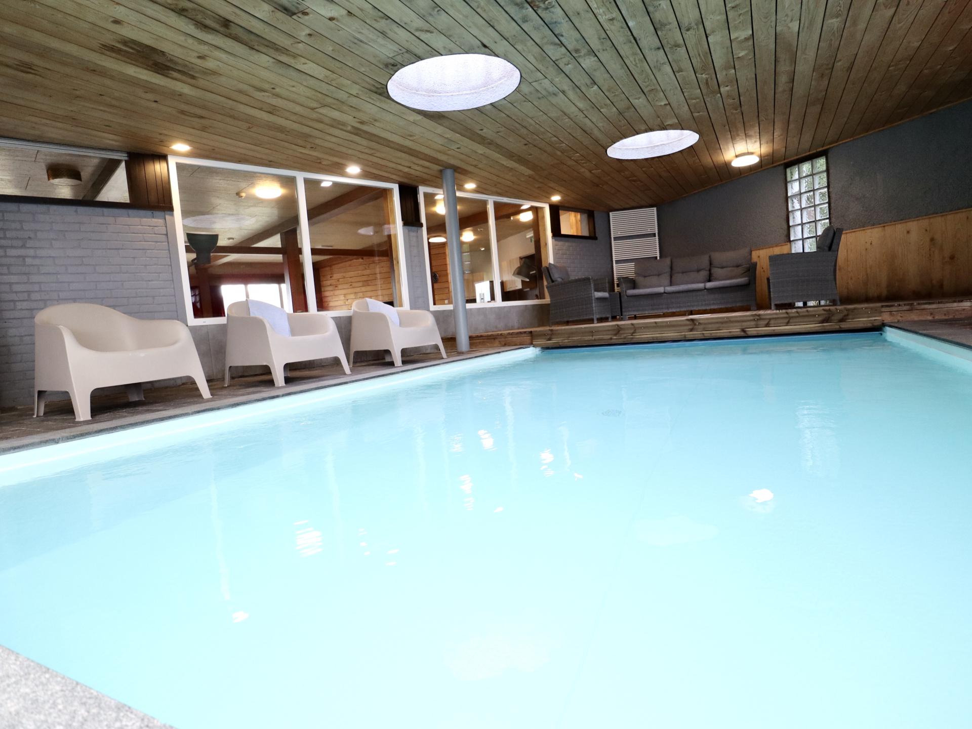 Groots vakantiehuis voor 19 personen met privézwembad en bubbelbad in Trooz - foto 37
