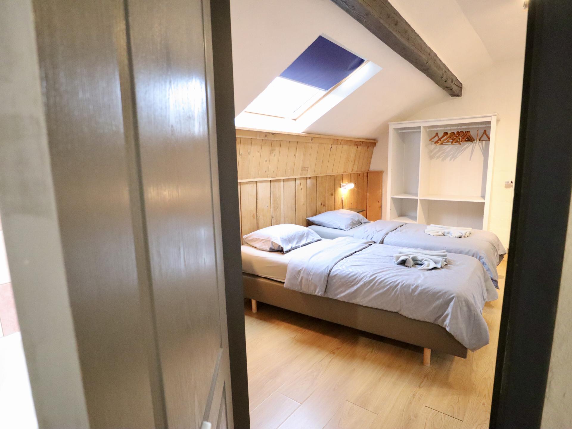 Ruim vakantiehuis in Sourbrodt voor 15 personen met zwembad en sauna - foto 18