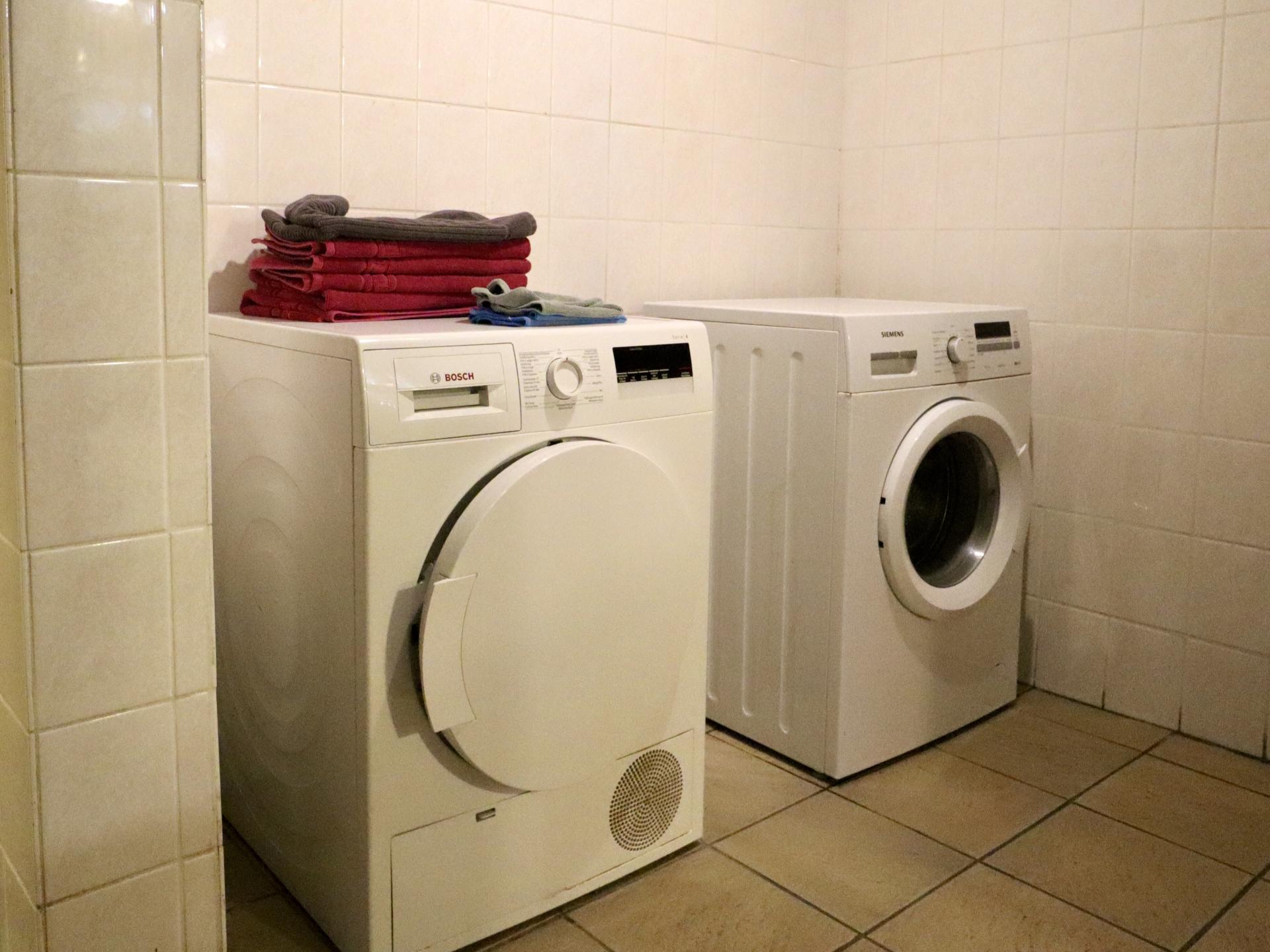 Ruim vakantiehuis in Sourbrodt voor 15 personen met zwembad en sauna - foto 41