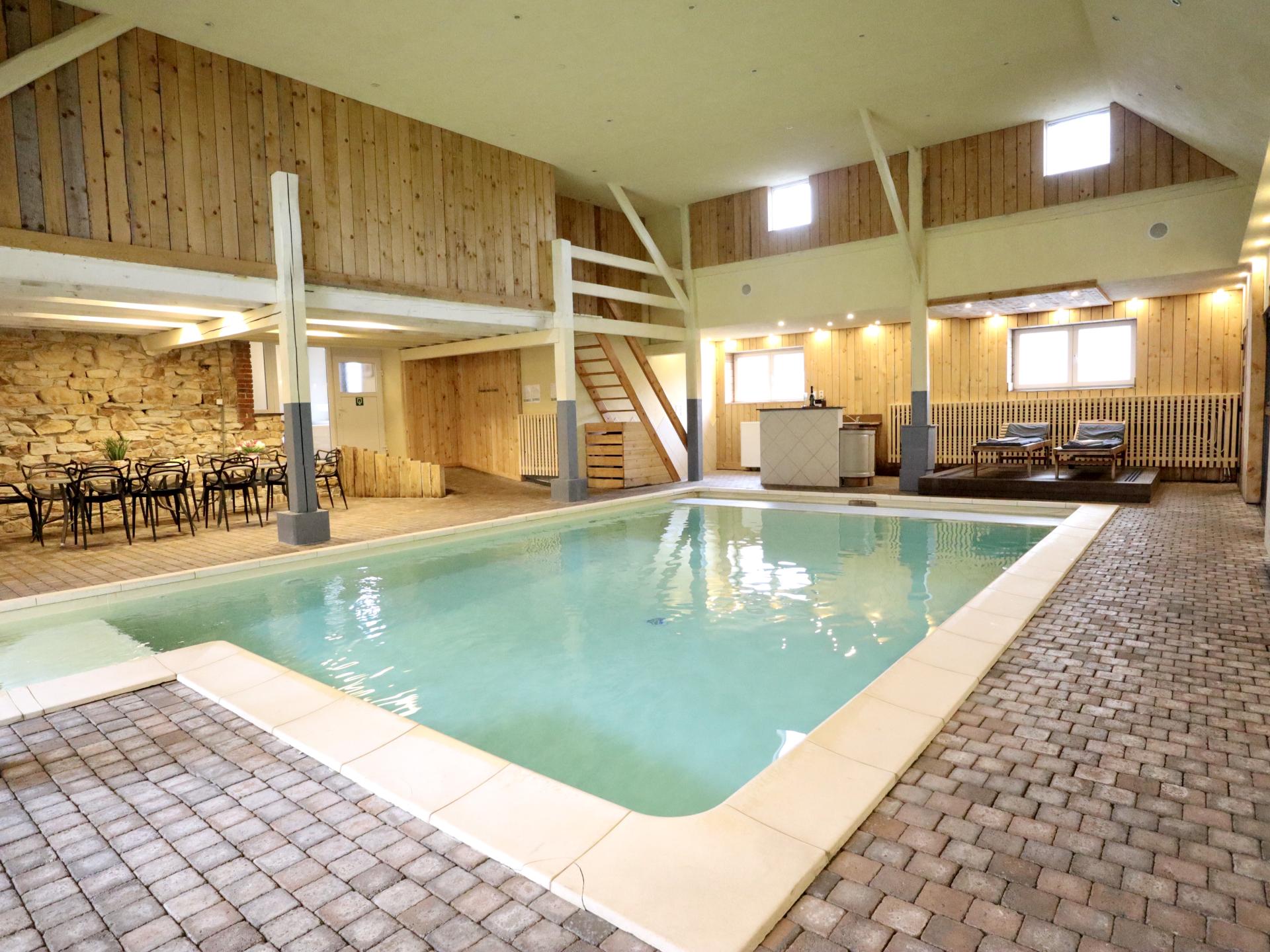 Ruim vakantiehuis in Sourbrodt voor 15 personen met zwembad en sauna - foto 34