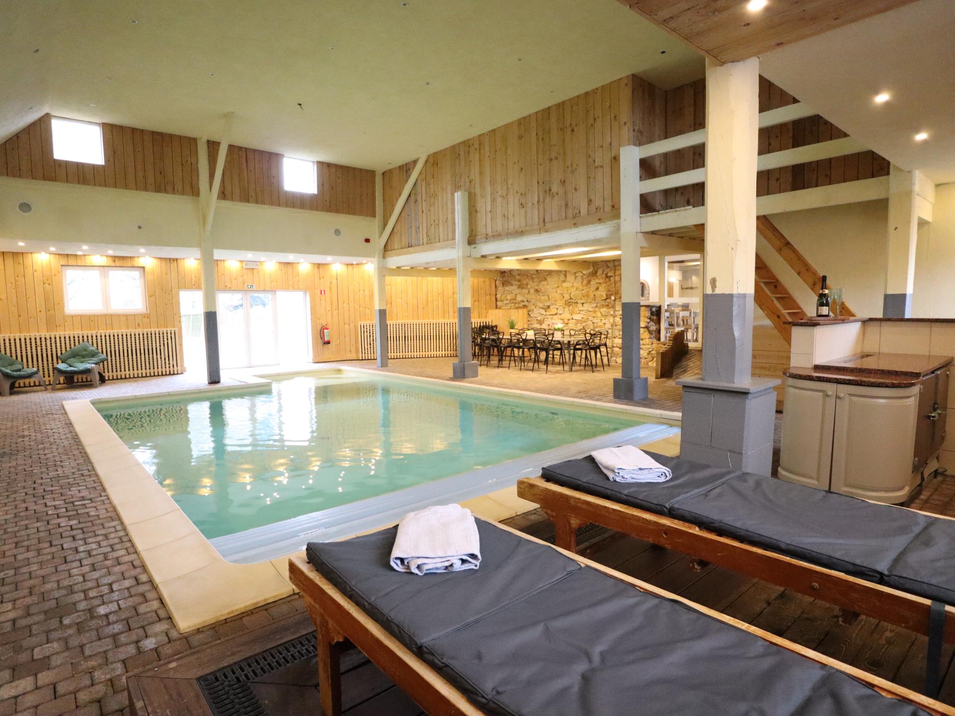 Ruim vakantiehuis in Sourbrodt voor 15 personen met zwembad en sauna - foto 63