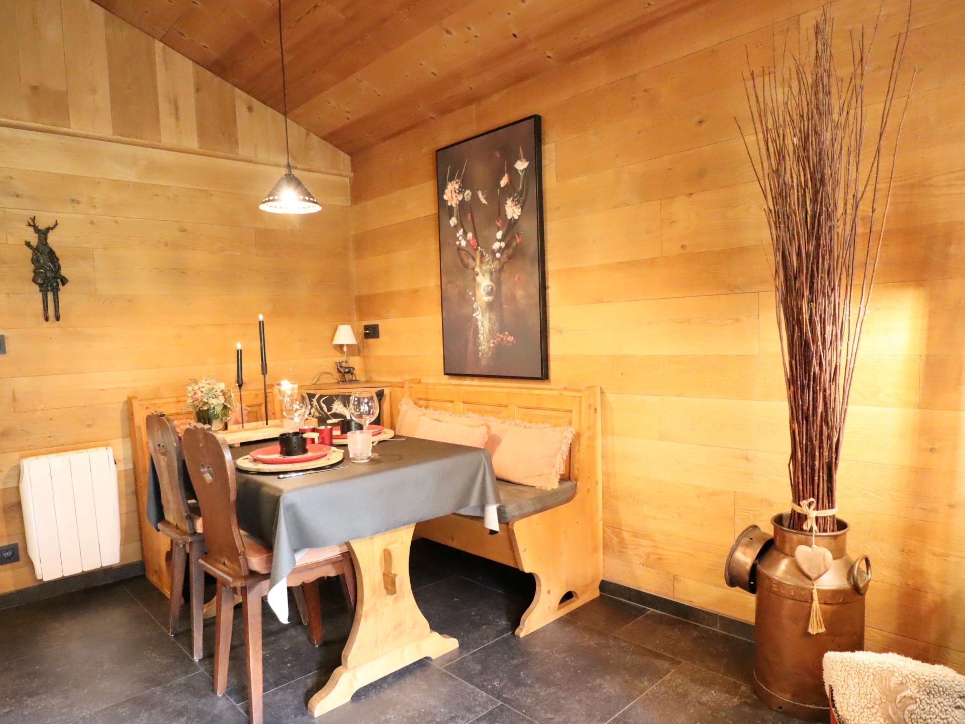Intiem chalet aan de rivier met bubbelbad en stoomdouche in de Ardennen - foto 55
