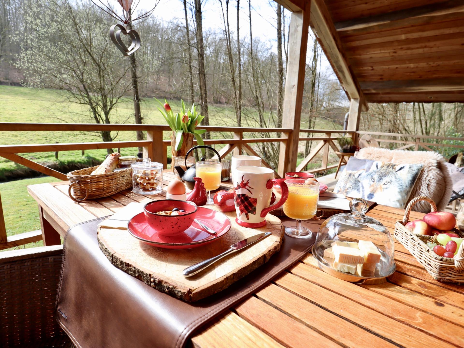 Intiem chalet aan de rivier met bubbelbad en stoomdouche in de Ardennen - foto 82
