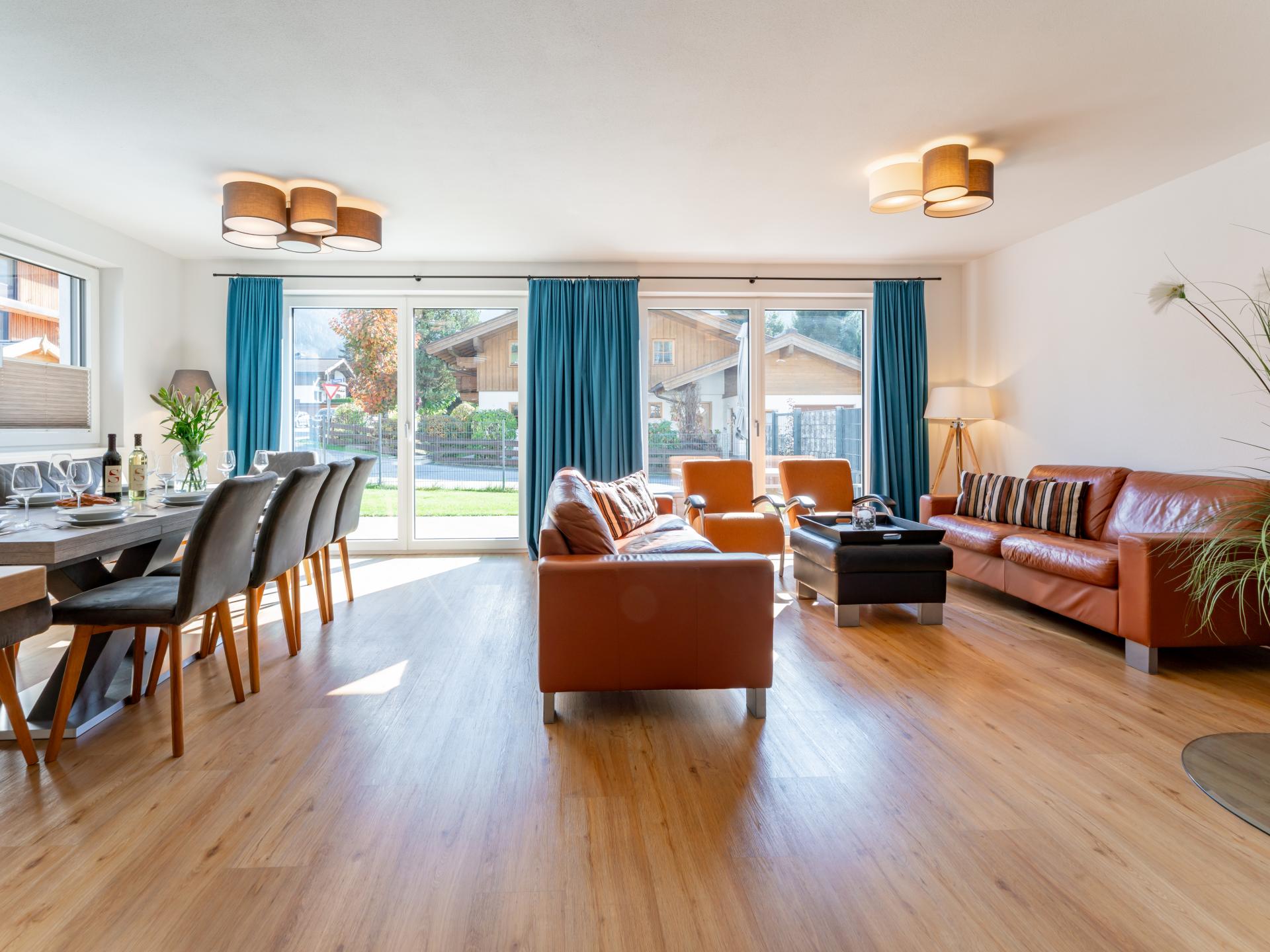 10-persoons vakantiehuis aan de piste in het centrum van Niedernsill - foto 2