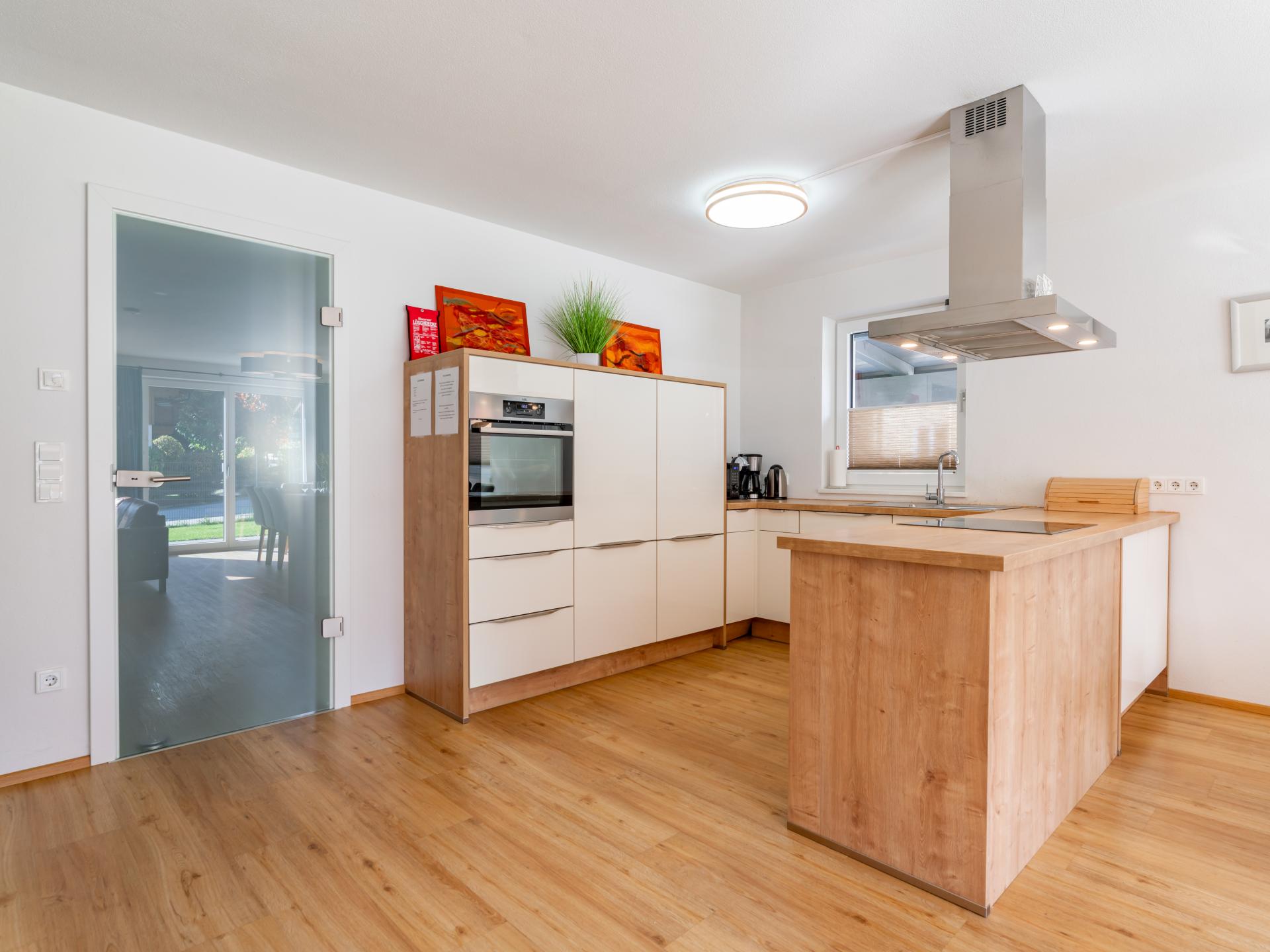 10-persoons vakantiehuis aan de piste in het centrum van Niedernsill - foto 11