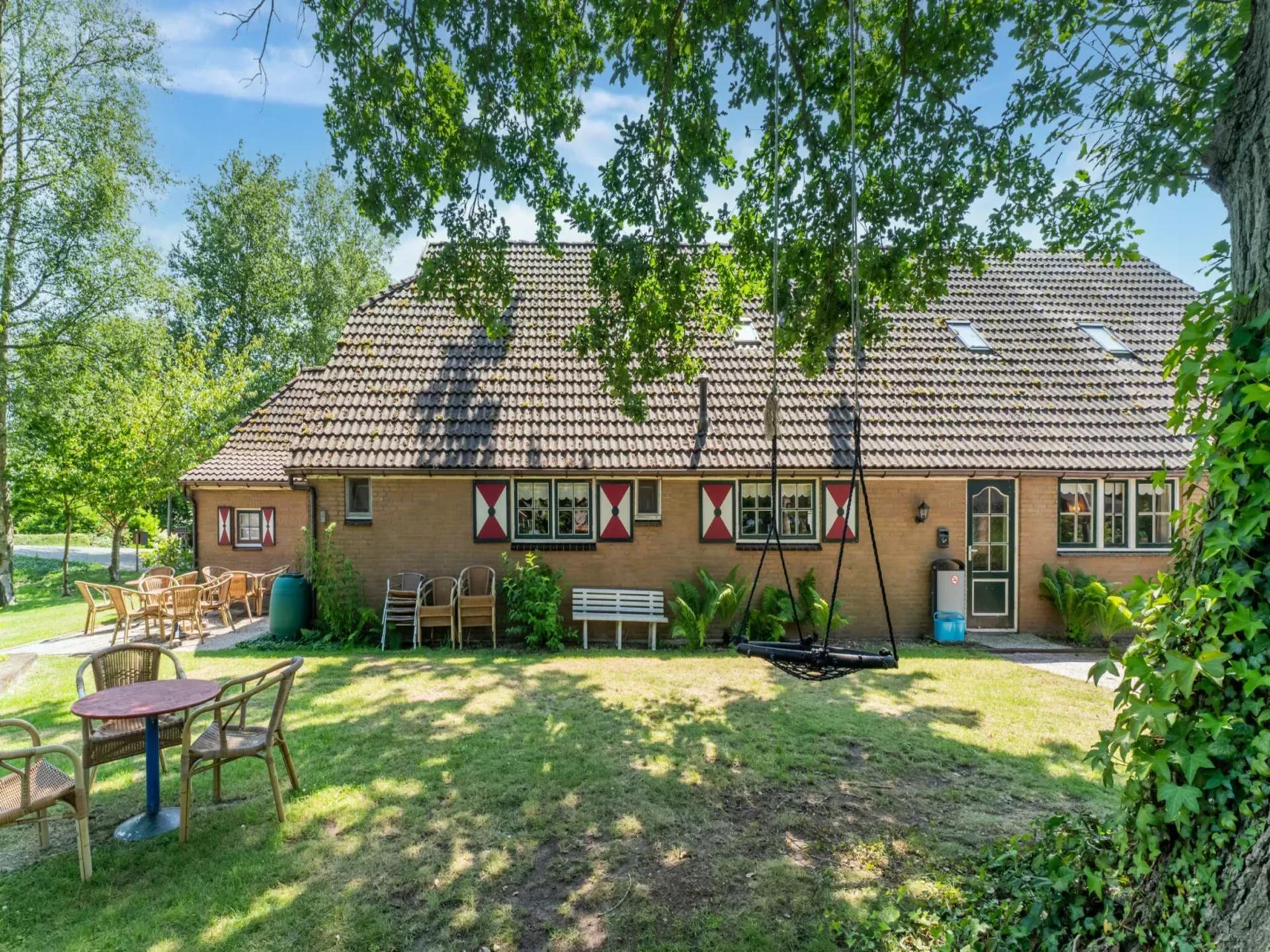 Groepsboerderij aan het water in hartje Giethoorn voor 22 personen - foto 19