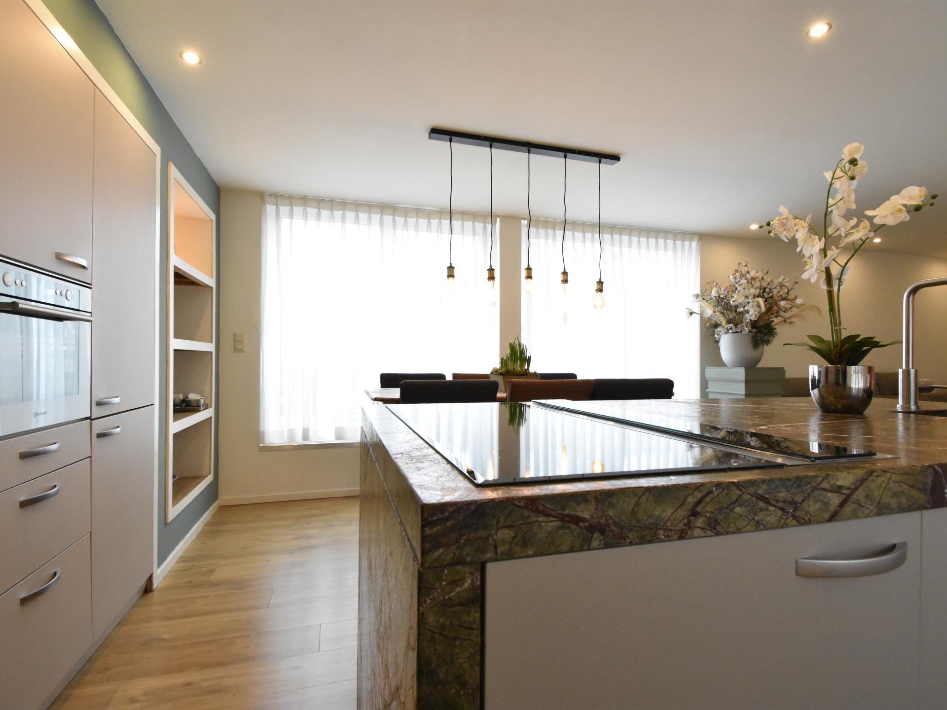 Luxe woonboot in hartje Den Haag: 160m² drijvend genot - foto 20