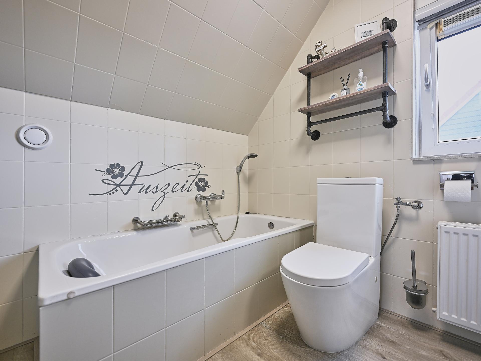Vrijstaand vakantiehuis aan het water met grote tuin in Stevensweert - foto 7