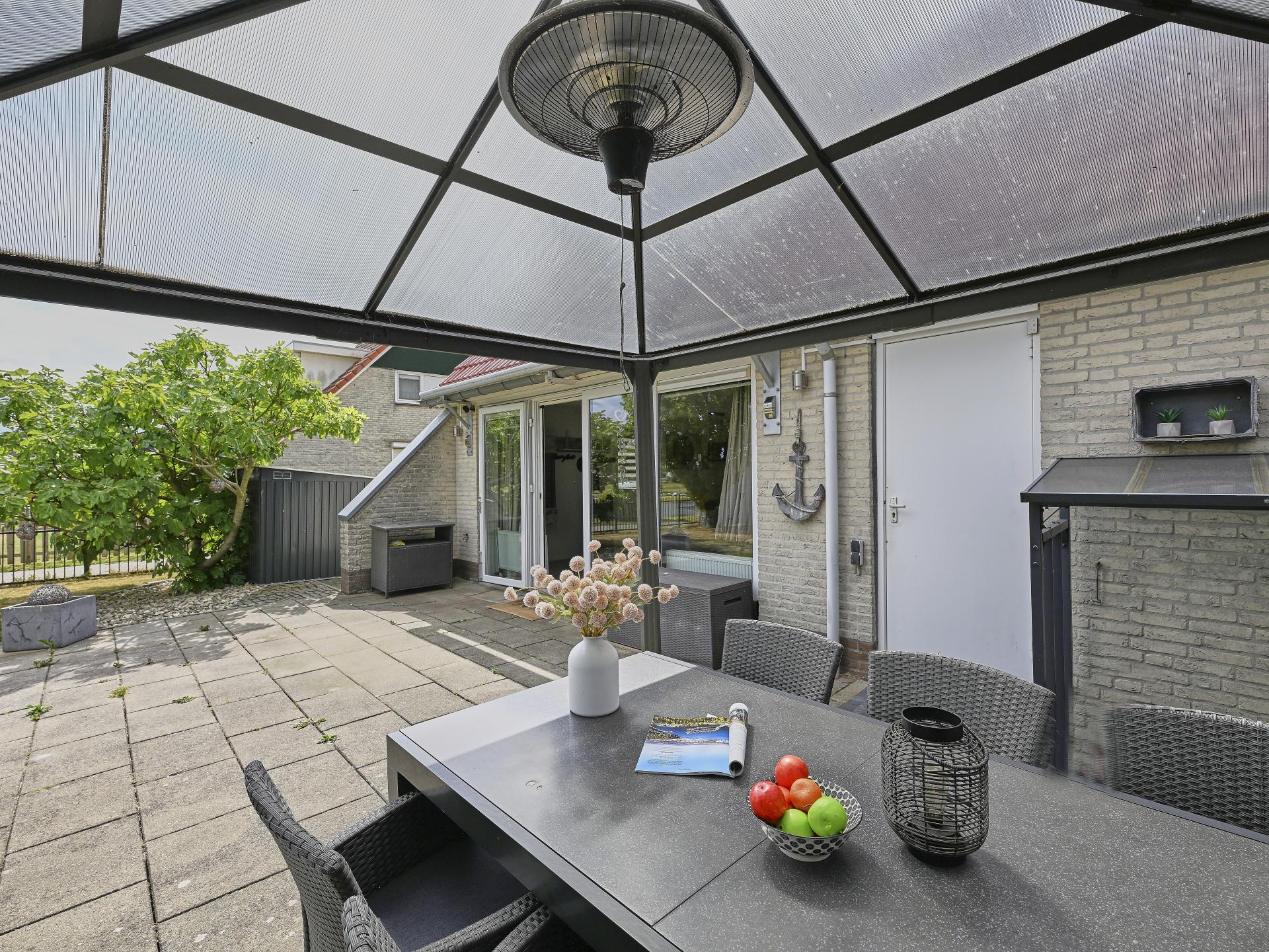 Vrijstaand vakantiehuis aan het water met grote tuin in Stevensweert - foto 34