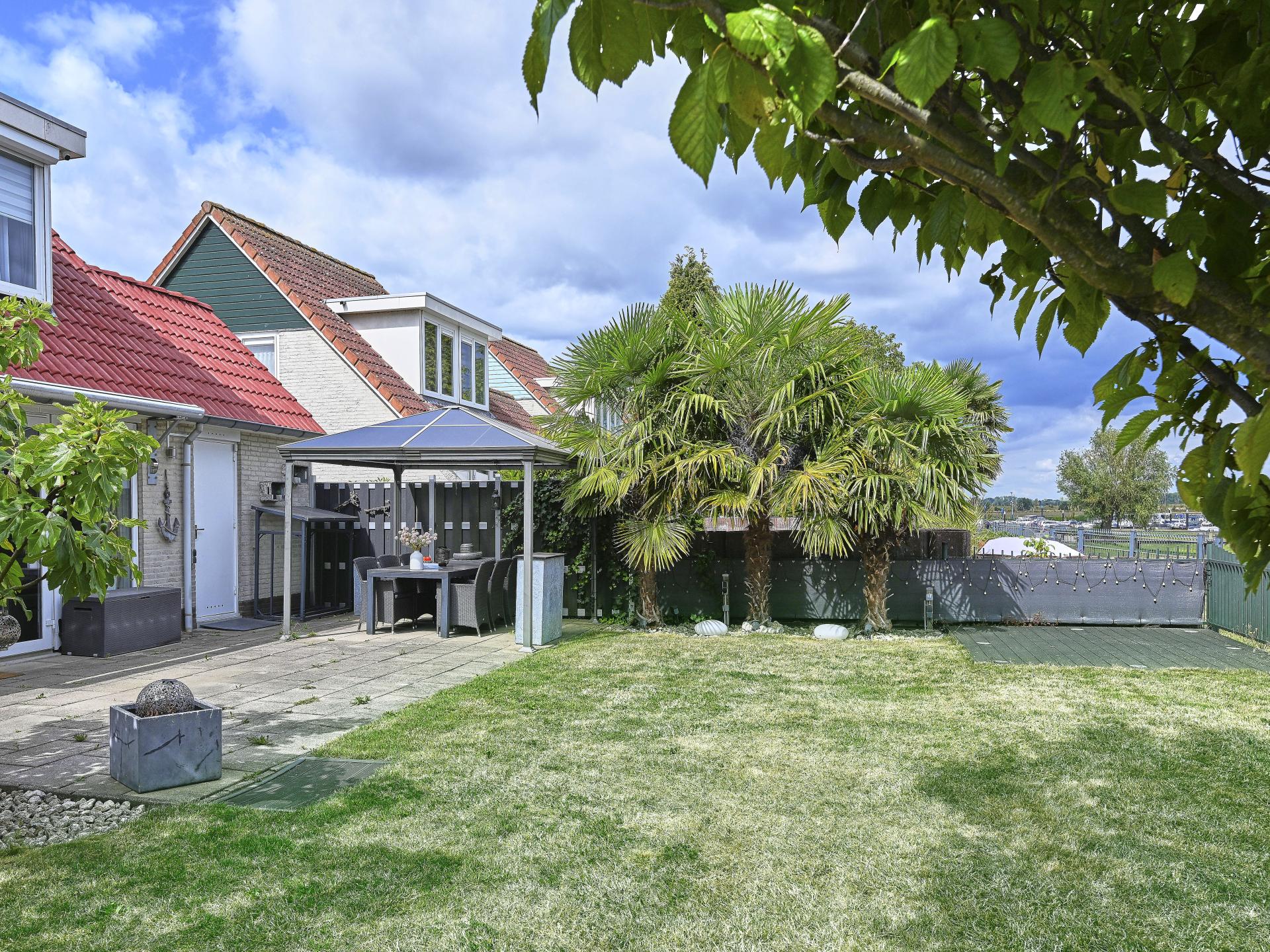 Vrijstaand vakantiehuis aan het water met grote tuin in Stevensweert - foto 28