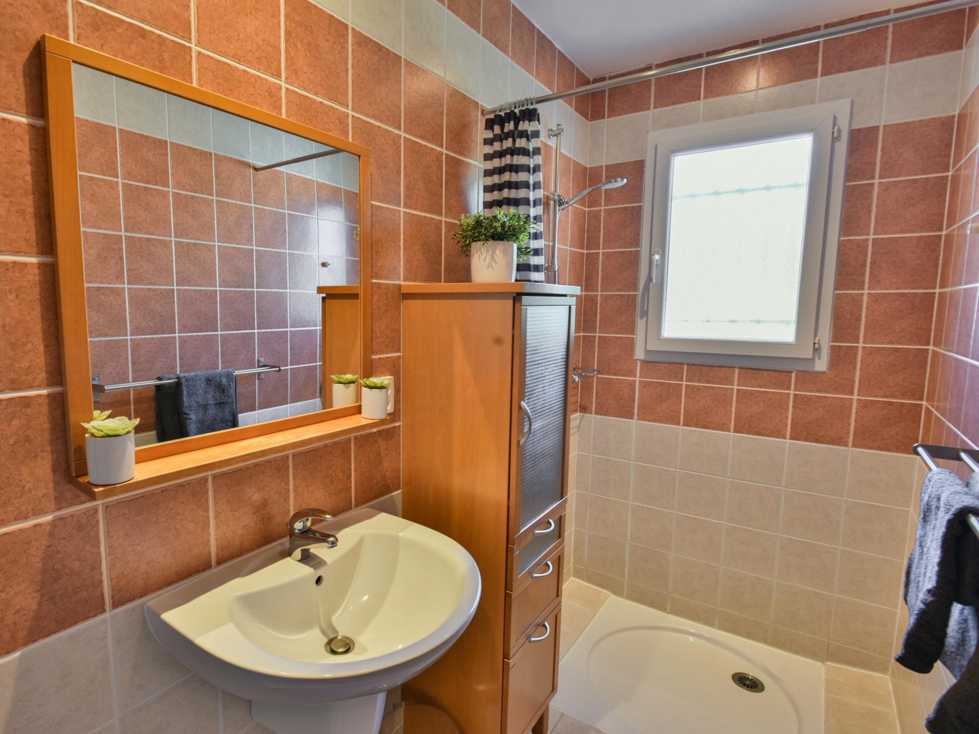 Vrijstaande luxe villa in centrum Caunes-Minervois met zwembad - foto 16