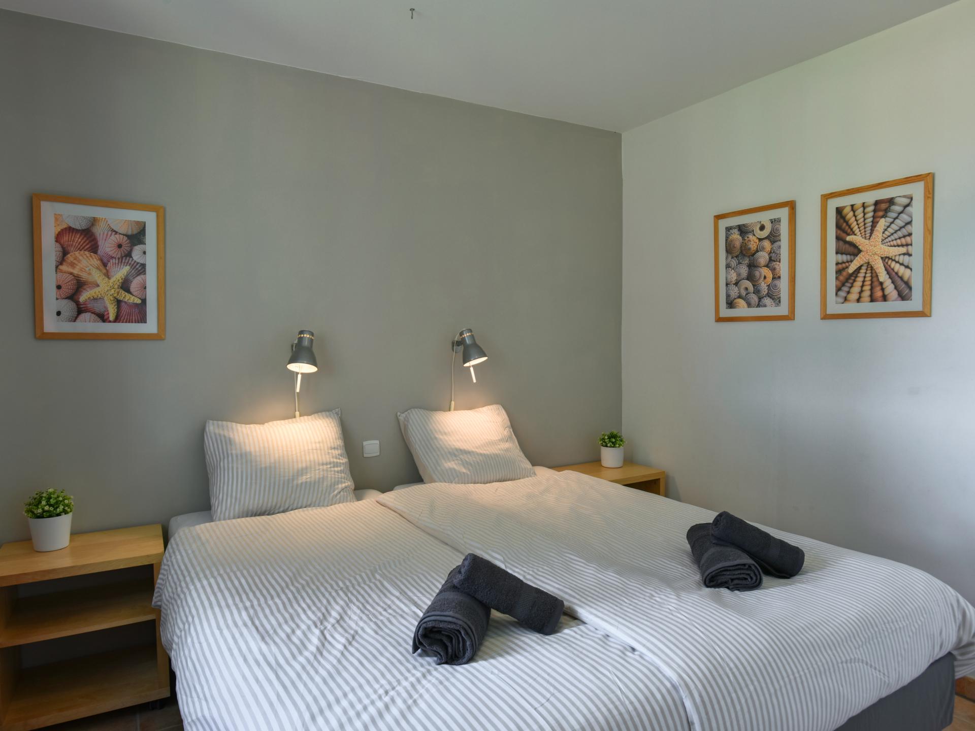 Vrijstaande luxe villa in centrum Caunes-Minervois met zwembad - foto 12